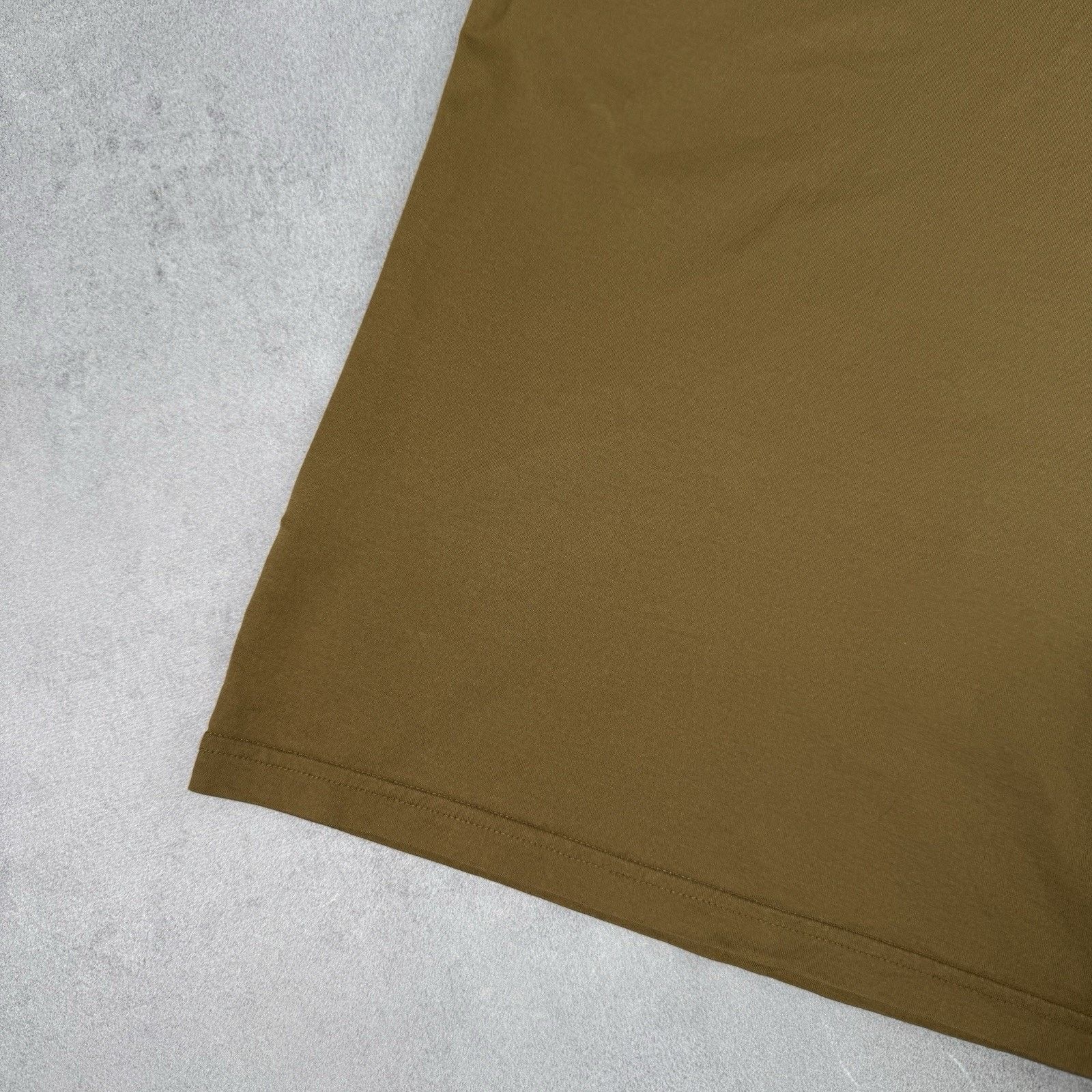 Belstaff Belstaff Men T Shirt Size L Brown Logo Size US L / EU 52-54 / 3 - 21 Thumbnail