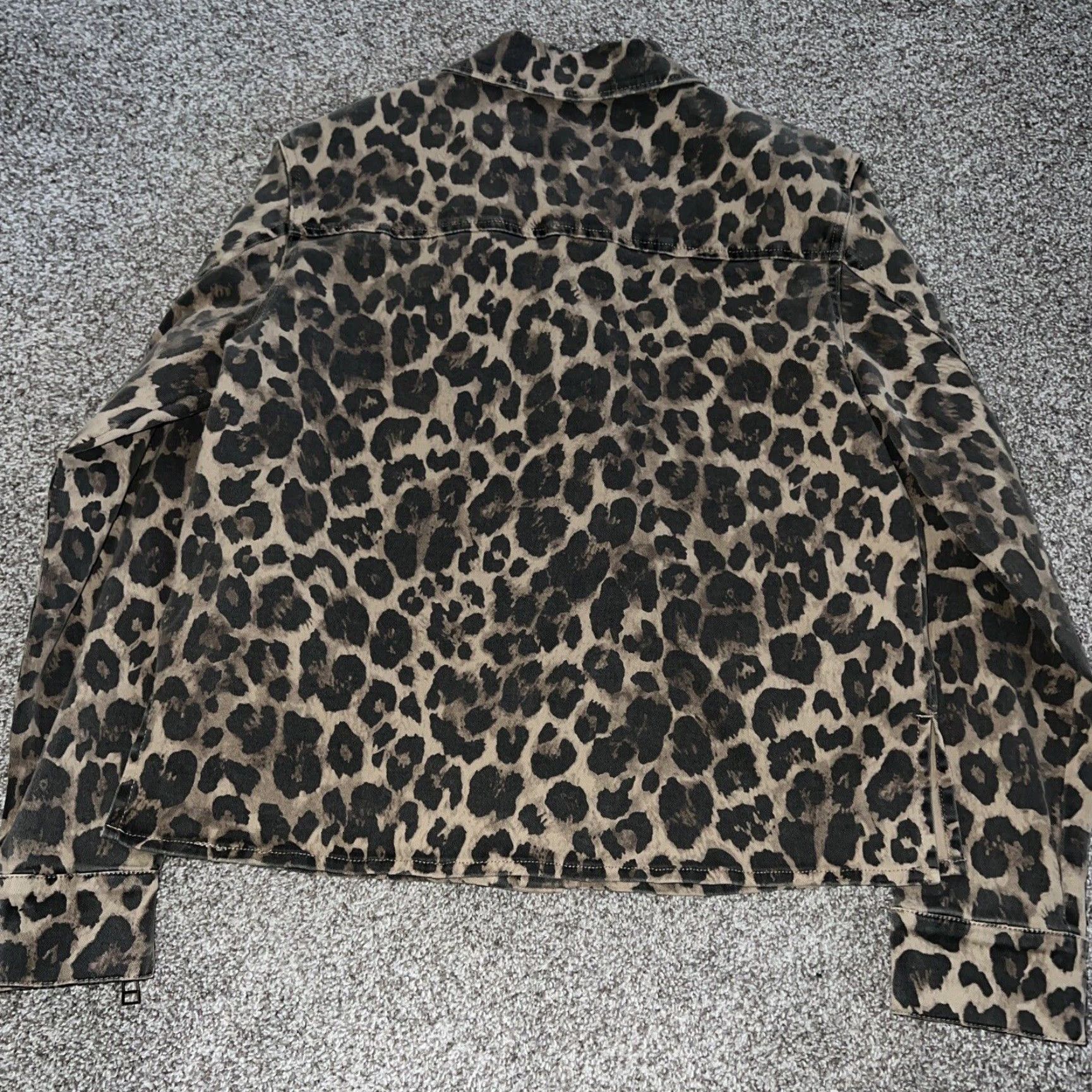 Denime **Pam And Gela Denim Leopard Print Women's Size S Jacket** User: **Pam And Gela Denim Leopard Print Women's Size S Jacket** Size S / US 4 / IT 40 - 4 Thumbnail