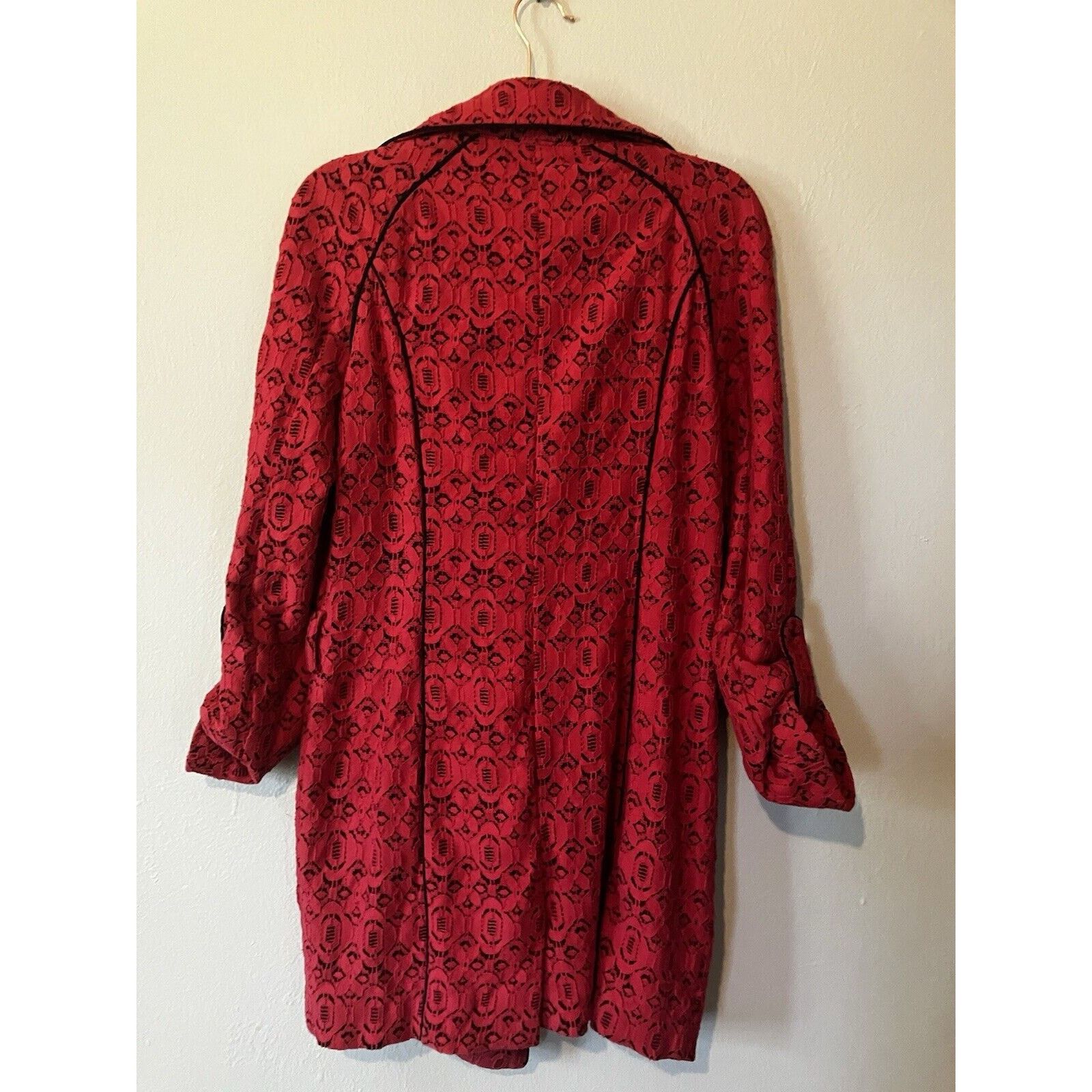 W&LT W118 Walter Baker Pallava Lace Trench Coat Red Black Small Size S / US 4 / IT 40 - 2 Thumbnail