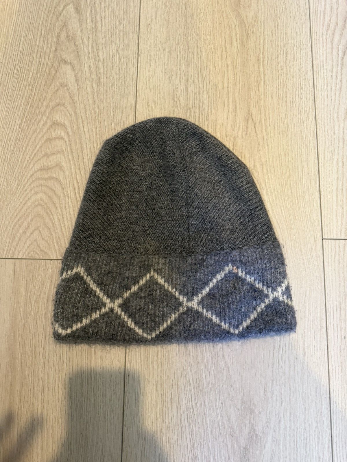 Chanel Chanel Grey & White Double C Beanie Size ONE SIZE - 5 Thumbnail
