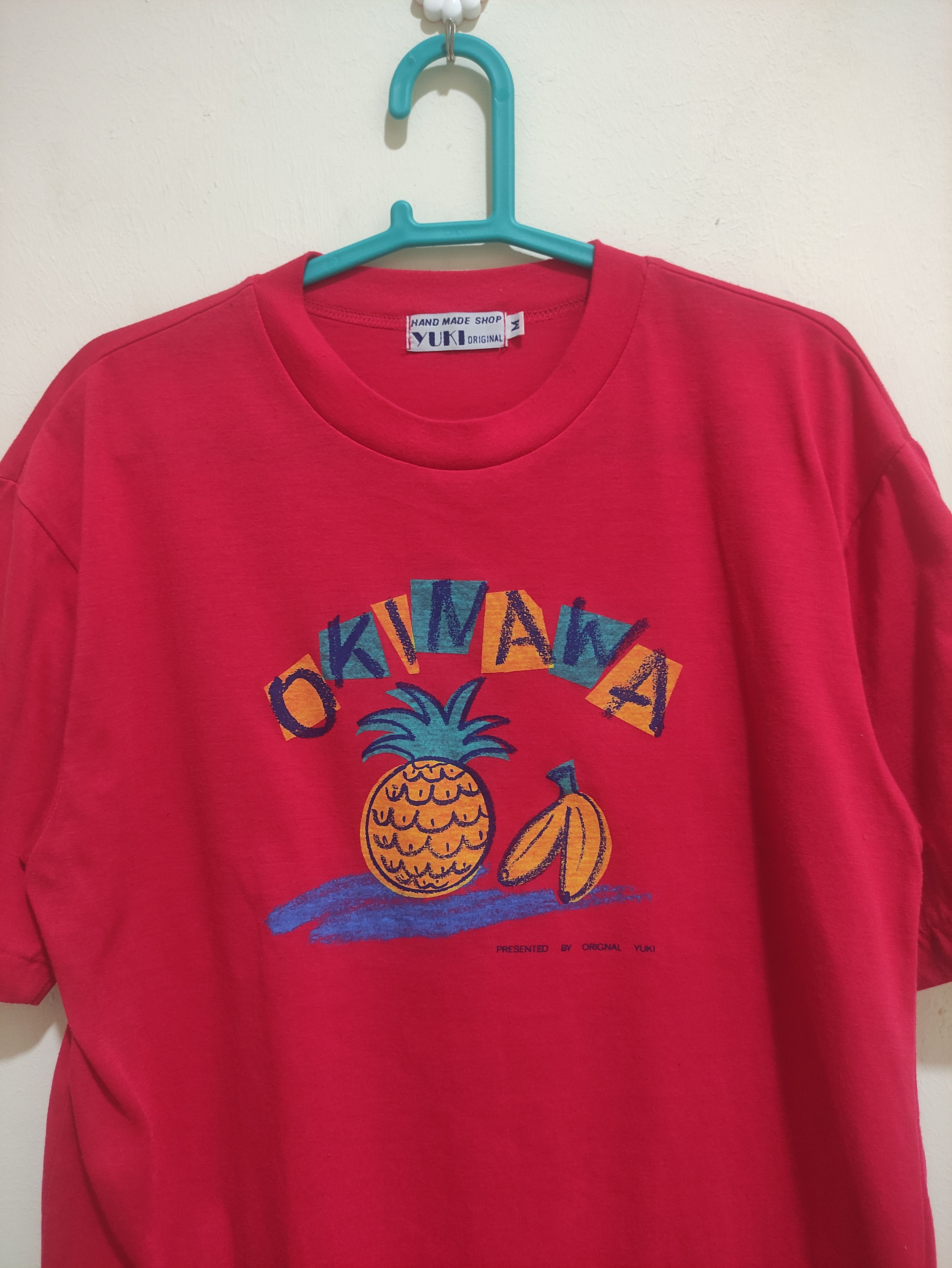 Vintage Vintage Simple Okinawa by HandMade YUKI Original RED T-Shirt Size US S / EU 44-46 / 1 - 9 Thumbnail