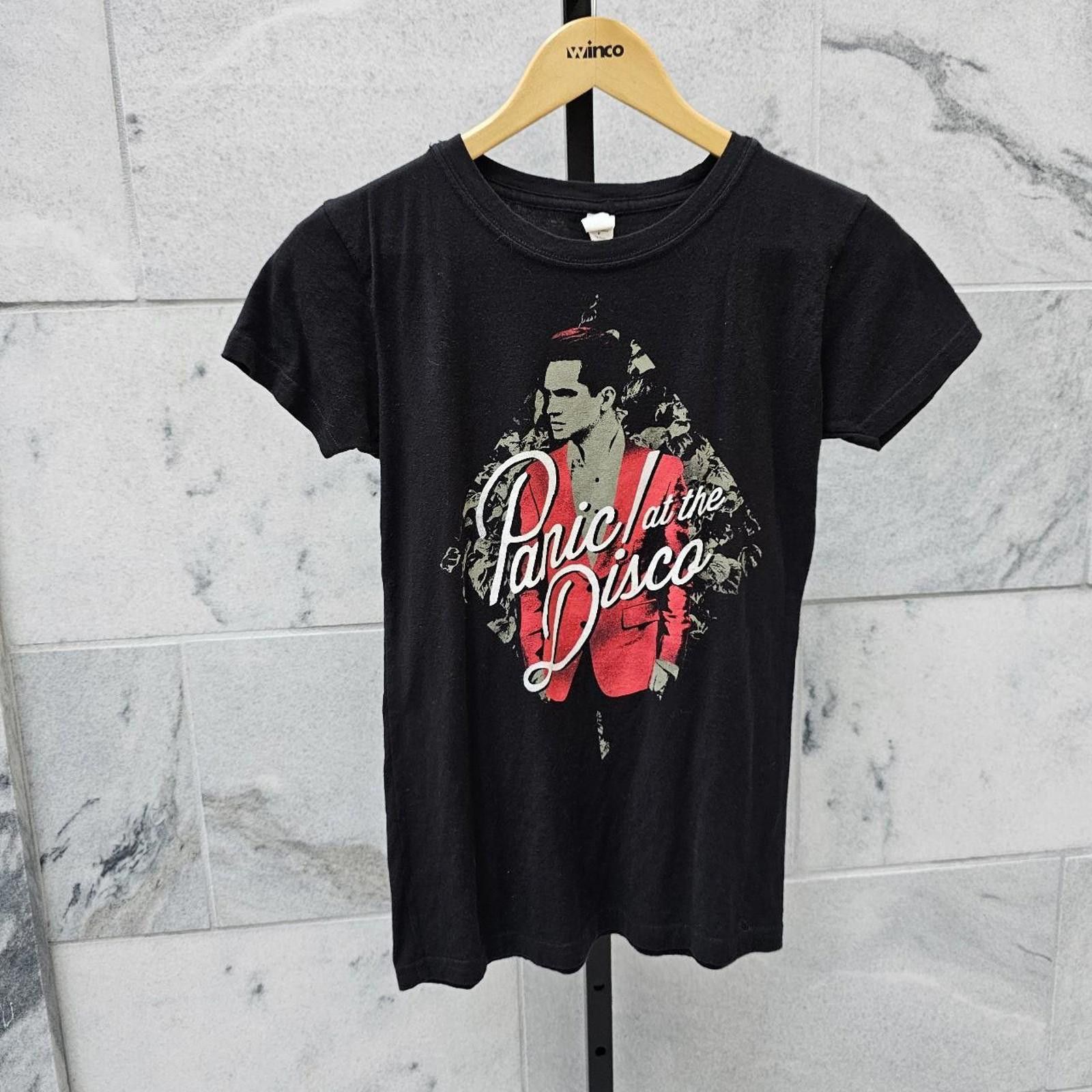 Other Panic at the Disco Band Tee Black and Red Size US M / EU 48-50 / 2 - 1 Thumbnail