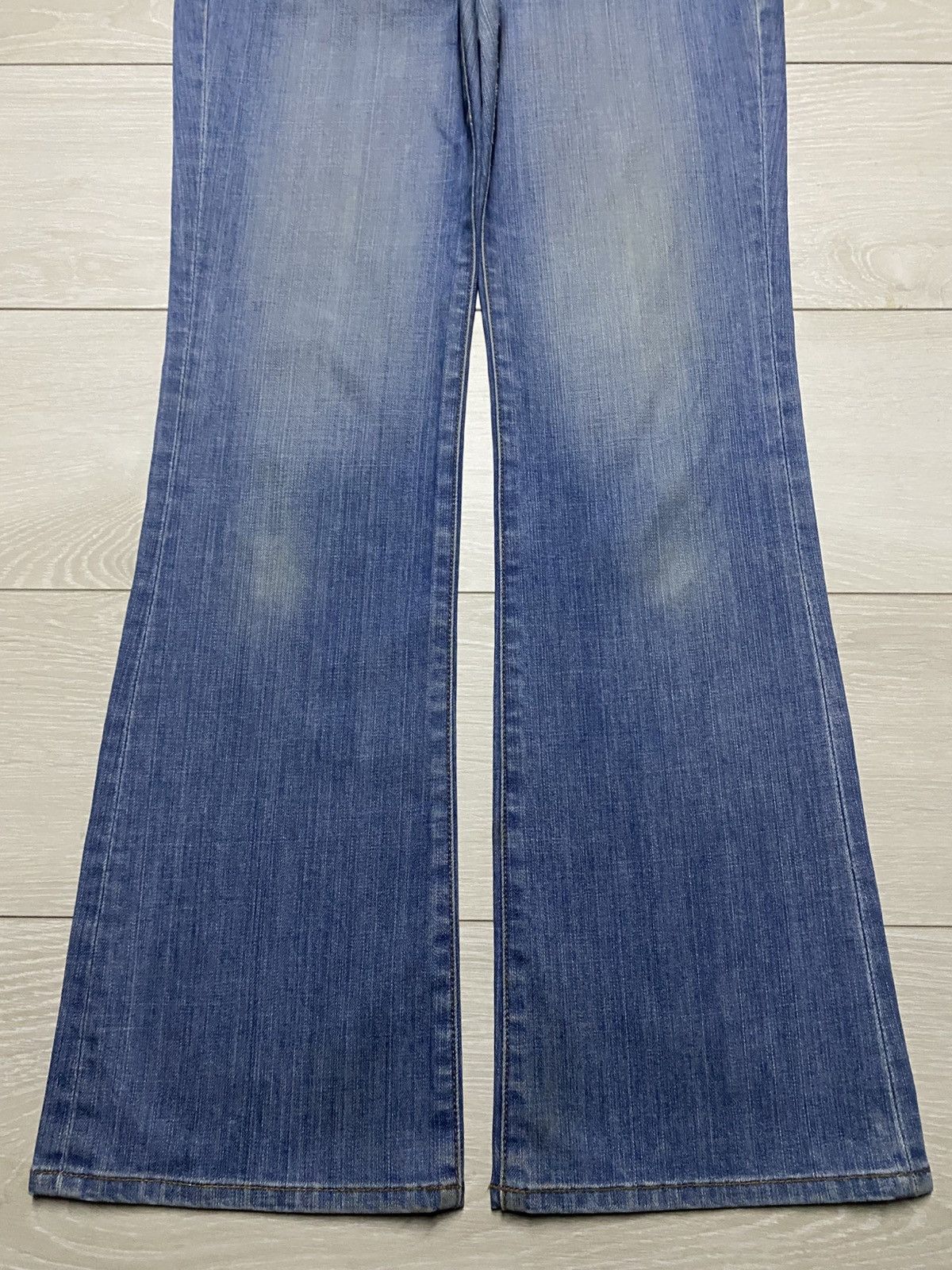 Japanese Brand Vintage Japanese Brand Uniqlo Light Wash Flare Bootcut Jeans Size US 30 / EU 46 - 6 Thumbnail