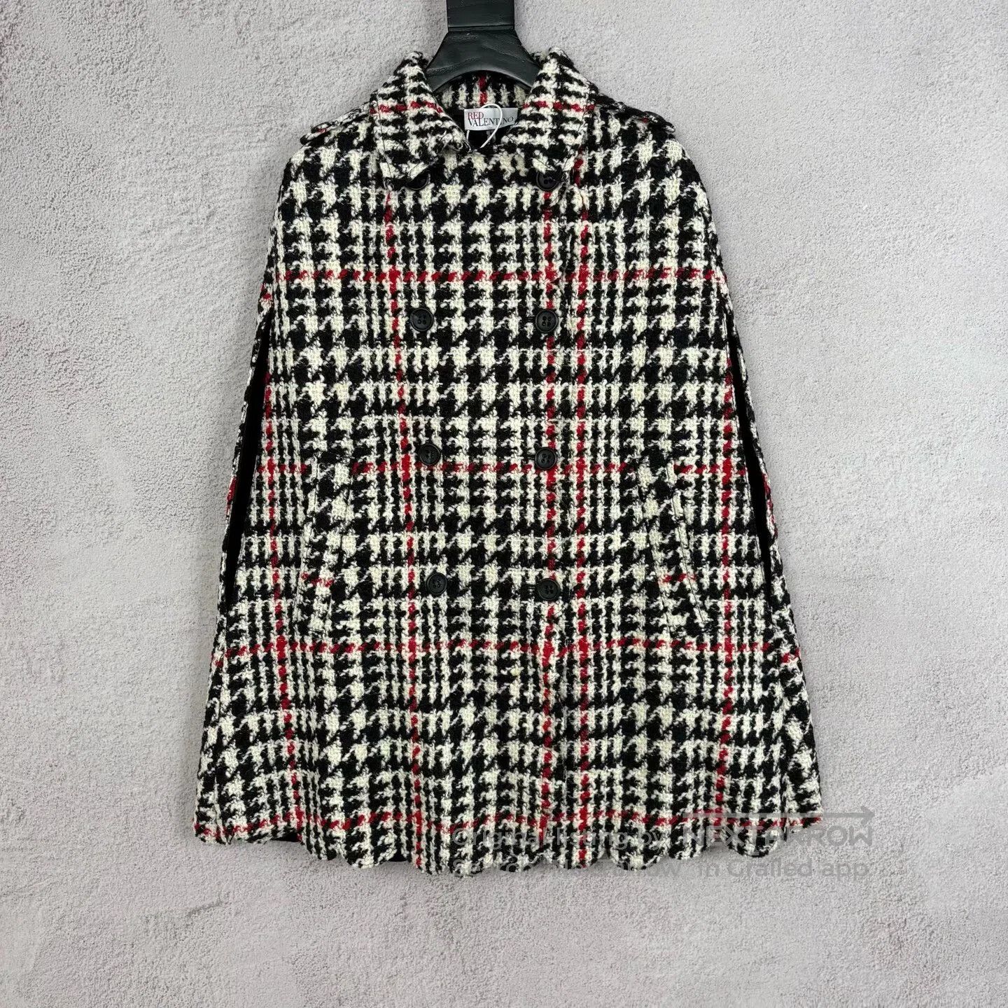 Valentino Valentino size 36 Checkered, coarse woolen coat Size L / US 10 / IT 46 - 1 Thumbnail