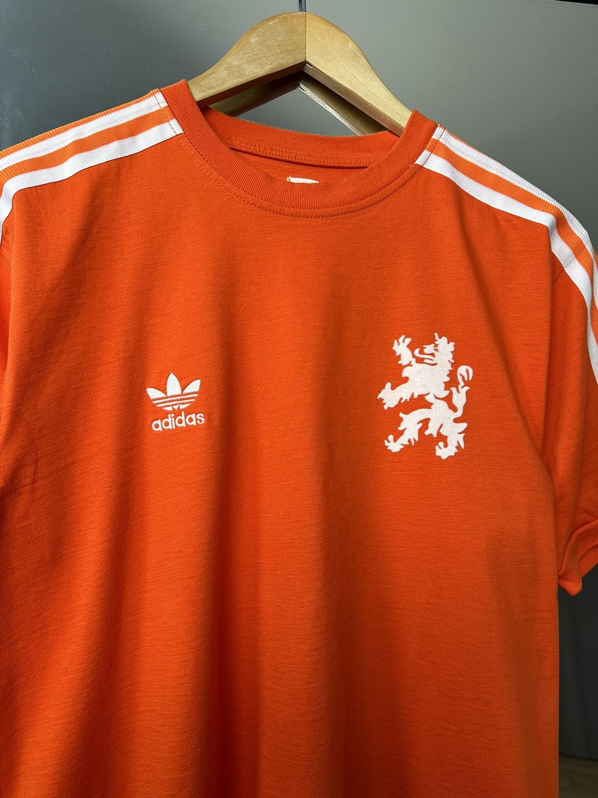 Vintage Vintage Adidas Netherlands 1982/83 Jersey Blokecore Rare Y2K Size US L / EU 52-54 / 3 - 2 Thumbnail