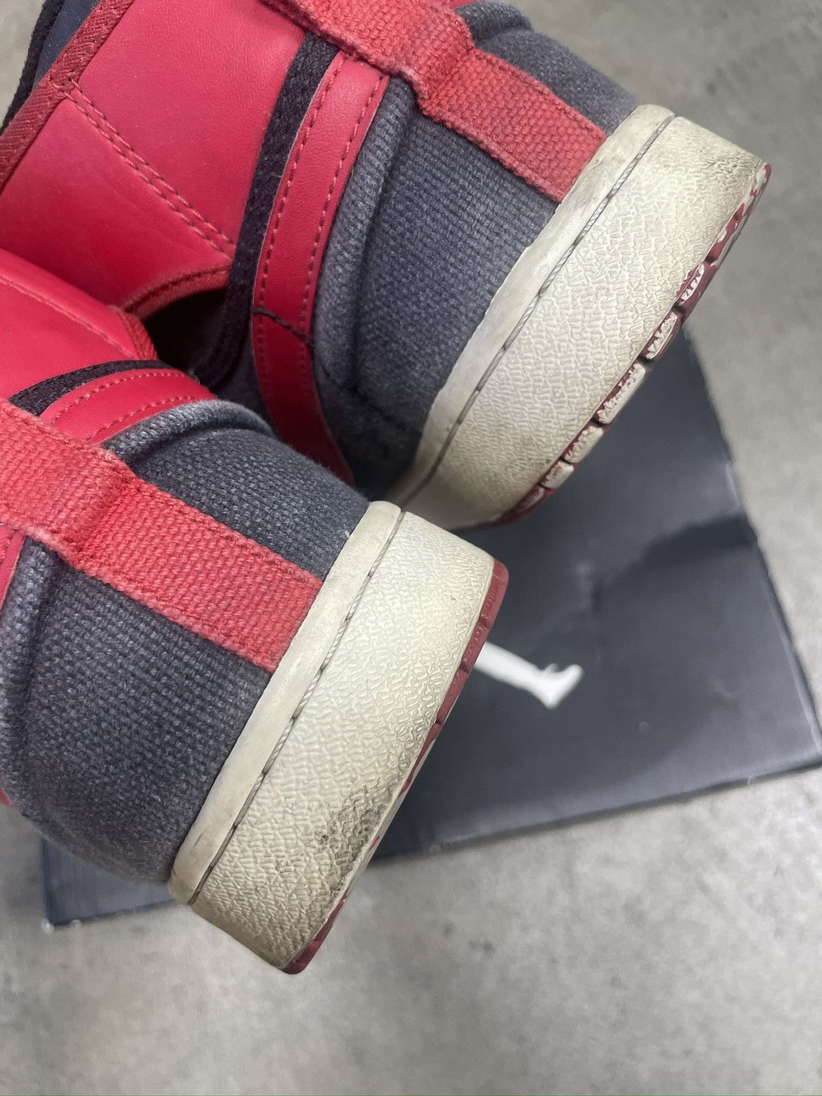 Jordan Brand 2012 Air Jordan 1 Retro AJKO Bred Size US 10 / EU 43 - 6 Thumbnail