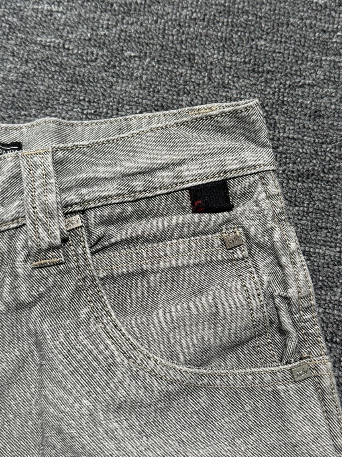 Fubu FUBU Girls Size 14 26x26 Gray Carpenter Cargo Jeans Y2K Size 26" / US 2 / IT 38 - 12 Thumbnail