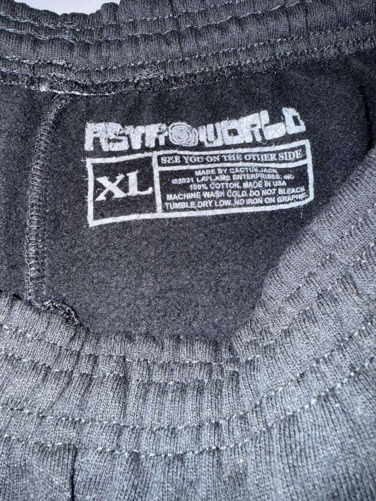 Travis Scott Utopia Sweatpants XL Size US 38 / EU 54 - 3 Thumbnail