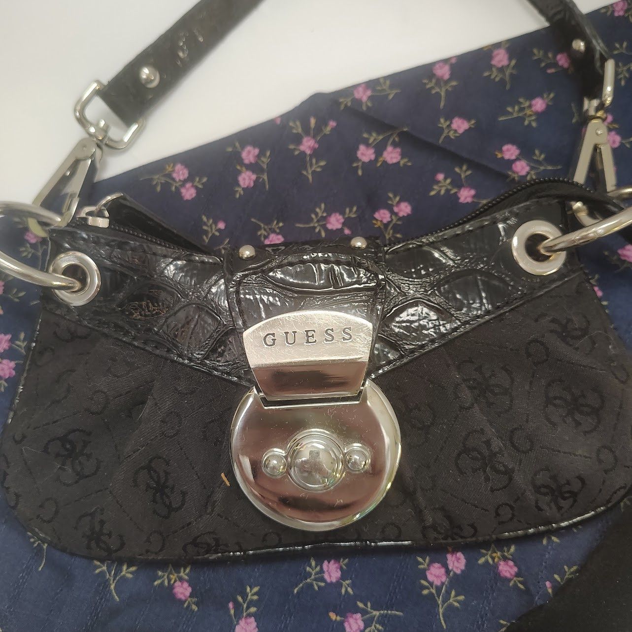 Guess Guess Y2K Mini bag with watch and vintage scarf Size ONE SIZE - 2 Thumbnail