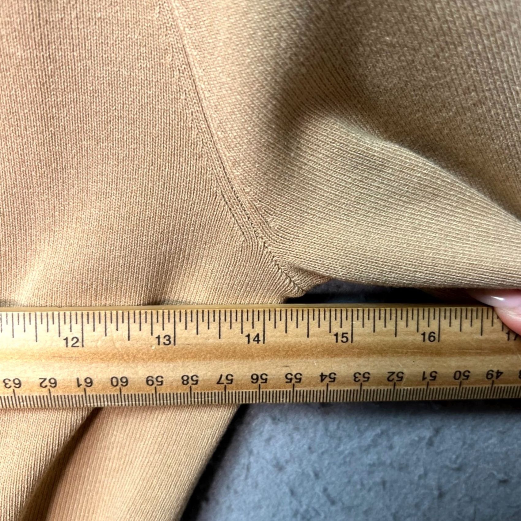 Vintage 525 America Womens Small Beige V-Neck Long Sleeve Knit Sweater Top Shirt Pullover Casual Winter Fall Spring Womens Size S / US 4 / IT 40 - 5 Thumbnail
