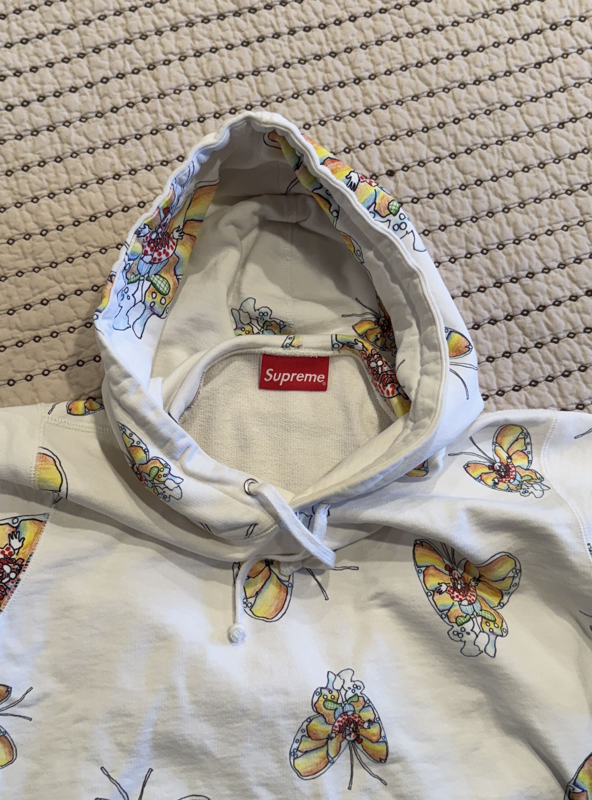 Supreme SUPREME GONZ BUTTERFLY HOODED SWEATSHIRT CREAM SMALL Size US S / EU 44-46 / 1 - 5 Thumbnail