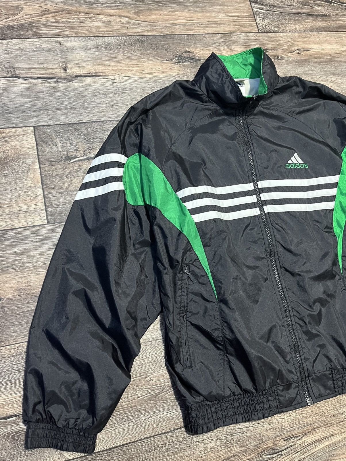 Adidas Vantage 90’s Adidas Black/Green Nylon Track Suit Size M Size US M / EU 48-50 / 2 - 4 Thumbnail