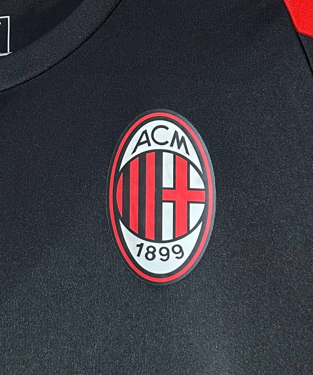 Puma Milan football jersey training shirt Puma soccer 2018/ 2019 Size US M / EU 48-50 / 2 - 2 Thumbnail