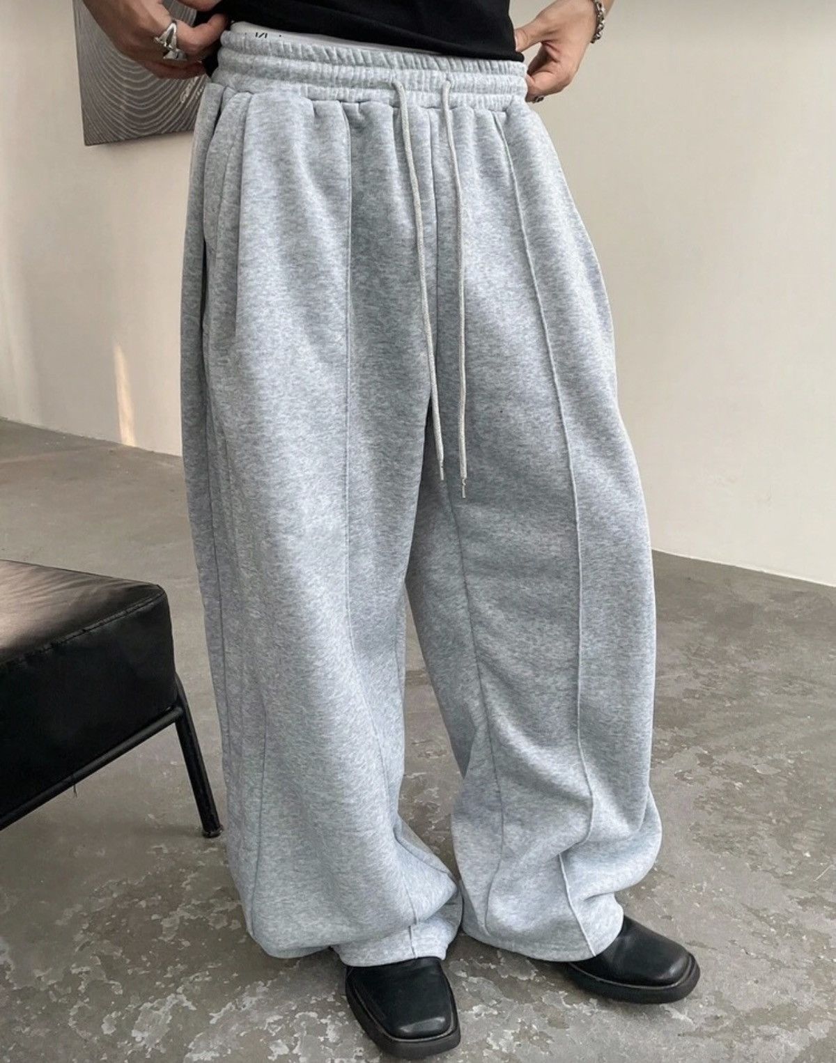 Japanese Brand Grey loose fit sweatpants baggy Wide Leg Size US 35 - 5 Thumbnail