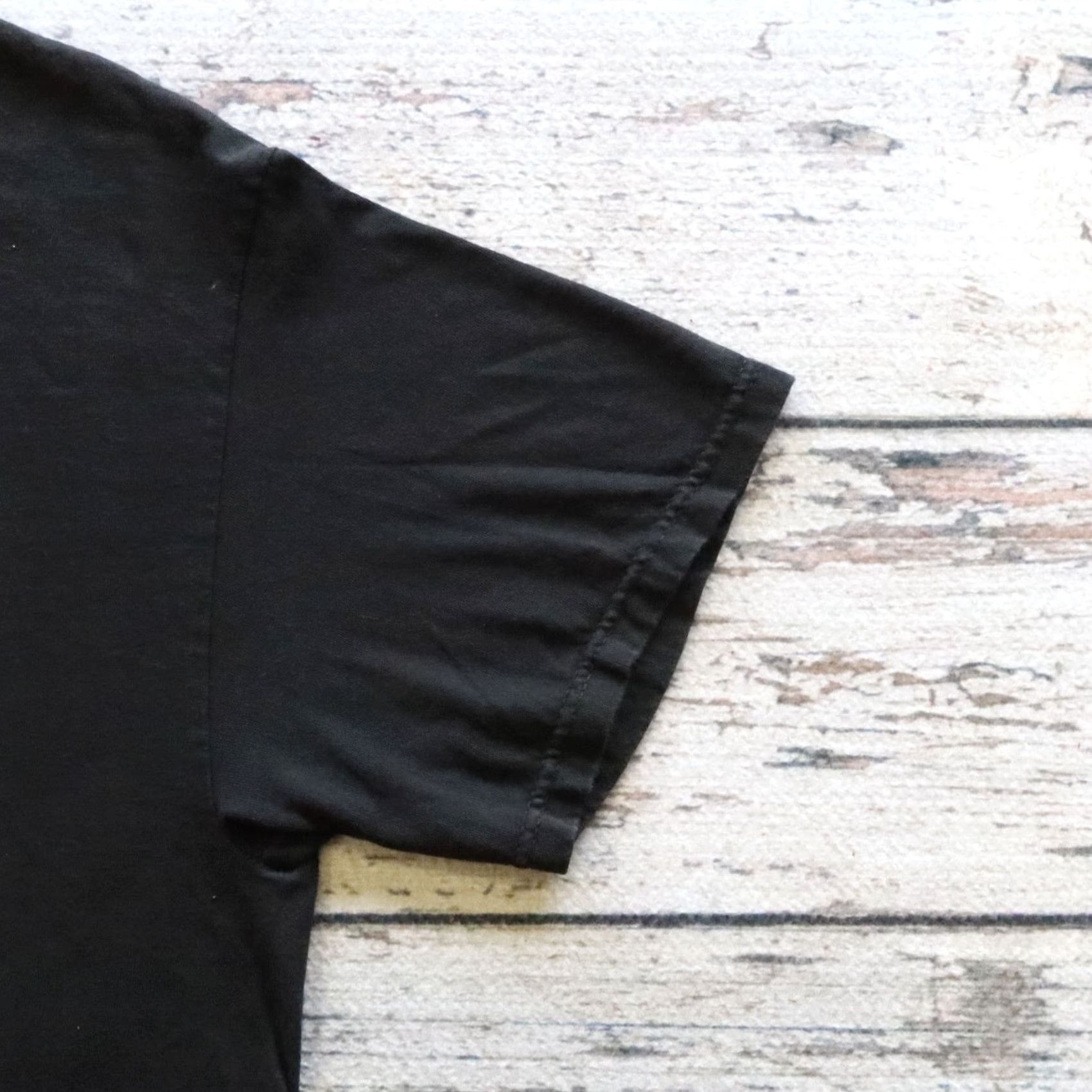 Vintage VINTAGE Deftones So Ronery Tour Tshirt Local Crew Band L Black Mens Shirt Size US L / EU 52-54 / 3 - 5 Thumbnail