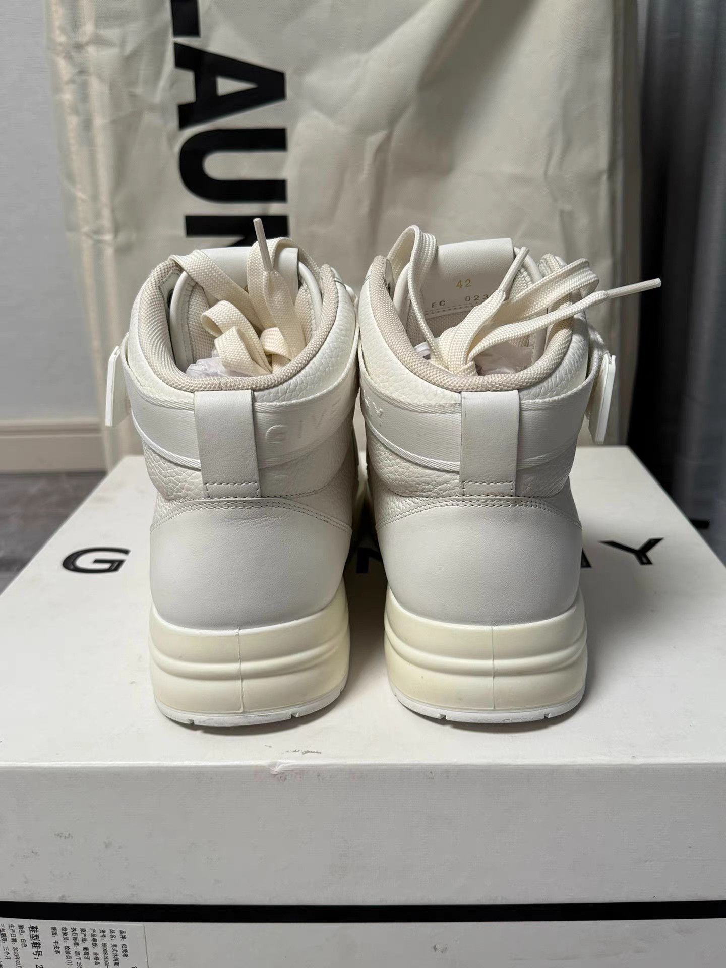 Givenchy Givenchy 4G Logo High-Top Sneakers K6 Size US 9 / EU 42 - 4 Thumbnail