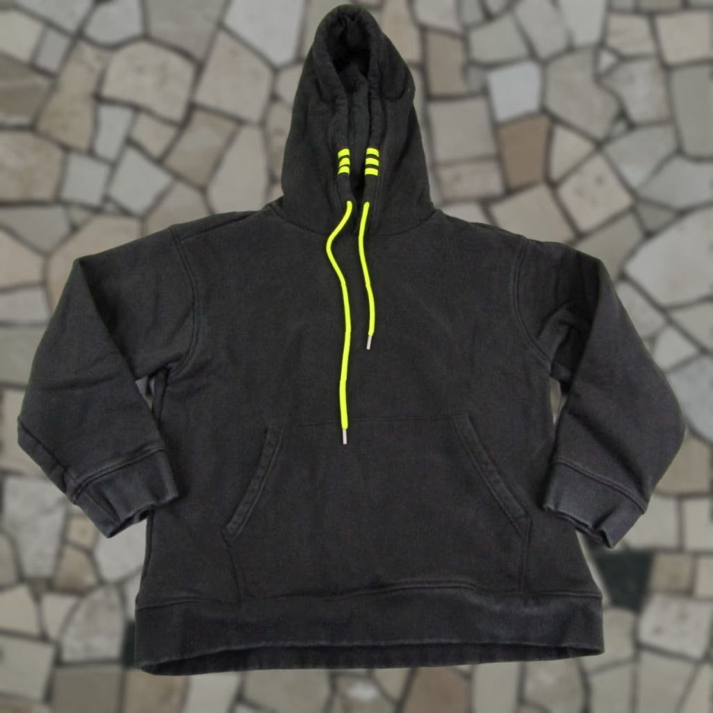 Adidas VINTAGE Adidas x Ivy Park Hoodie Women’s Small Black Pullover Sweatshirt Activewear 90s? (if not vintage, remove) Size S / US 4 / IT 40 - 1 Thumbnail