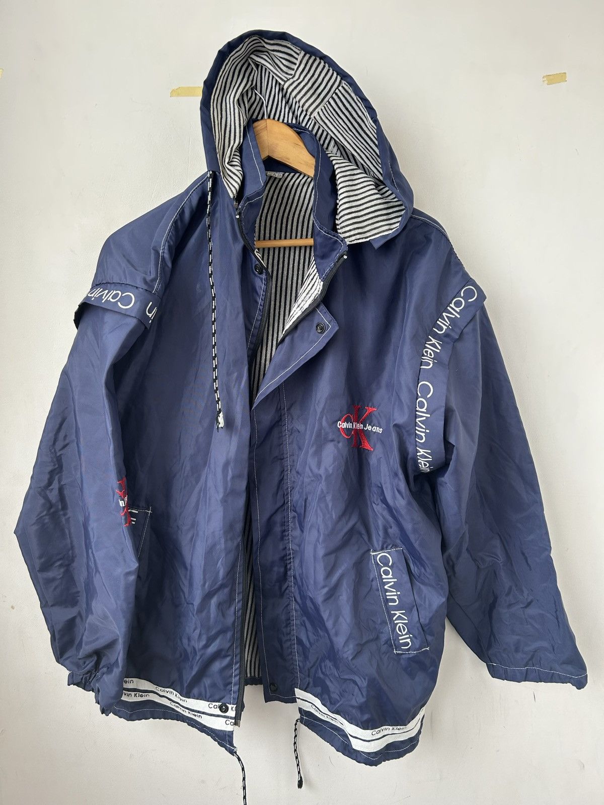 Calvin Klein Calvin klein VTG logo jacket #1391 Size US XL / EU 56 / 4 - 1 Thumbnail