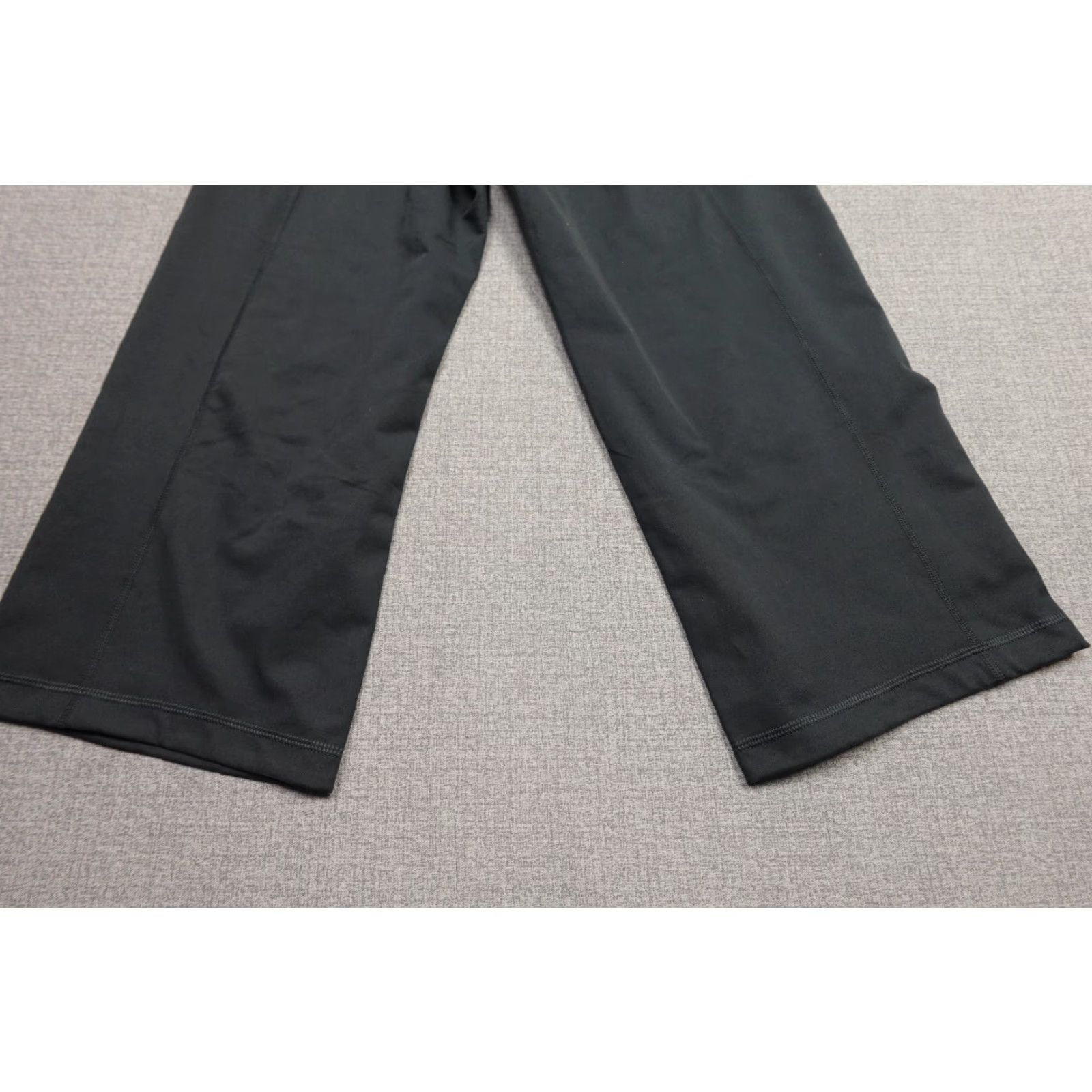 Under Armour Under Armour Leggings Womens Small Gray Fitted Performance Stretch NWT Size 28" / US 6 / IT 42 - 6 Thumbnail
