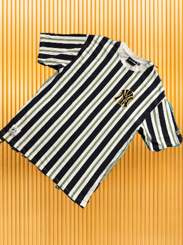 New Era New Era New York Pinstripe Gray Oversized T-Shirt Size M Size US M / EU 48-50 / 2 - 1 Thumbnail