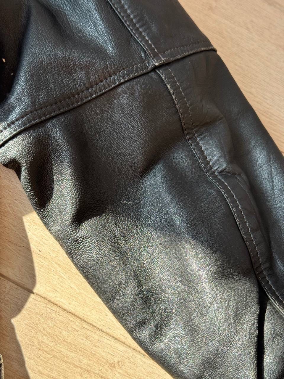 Leather Vintage Black Leather Moto Jacket Red Lining Belted Disstres Size US M / EU 48-50 / 2 - 6 Thumbnail