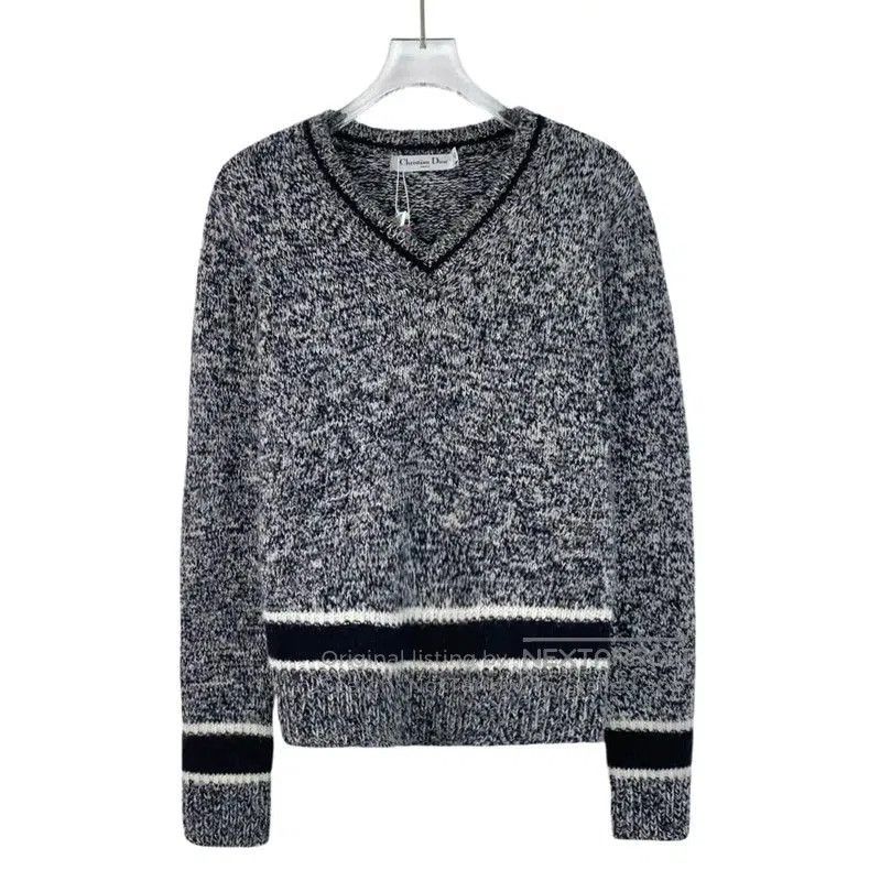 Dior Dior Gray Wool Women's Pullover Sweater . Size XXS / US 00 / IT 34 - 1 Thumbnail