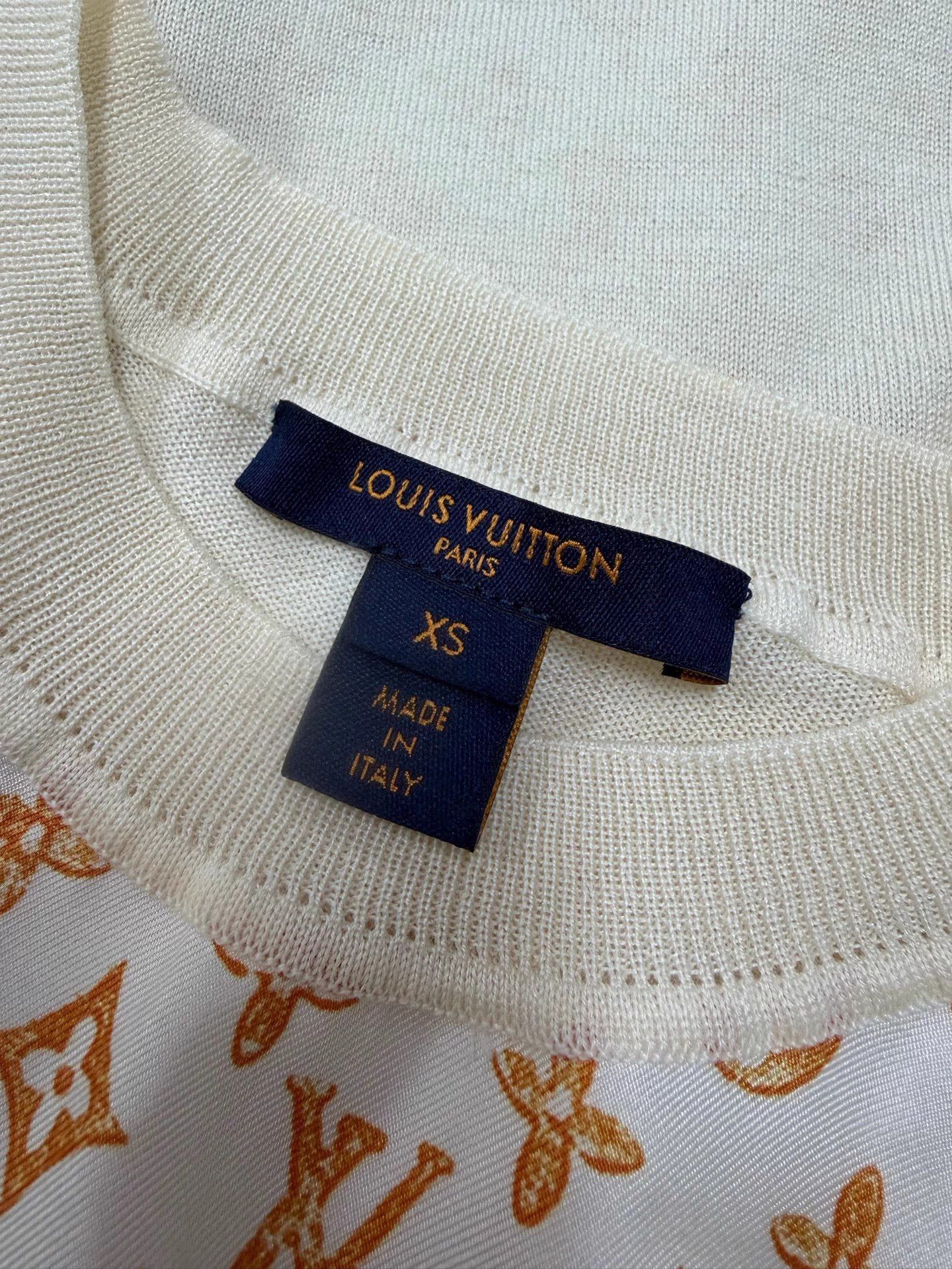 Louis Vuitton Louis Vuitton All Over Print Silk Short Sleeve XS Size XS / US 0-2 / IT 36-38 - 4 Thumbnail
