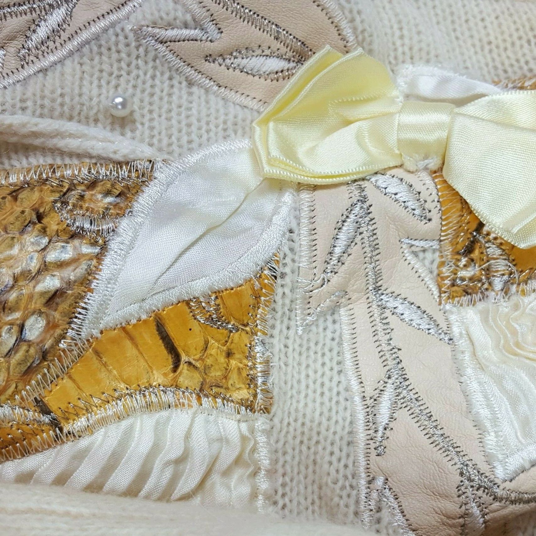Skin VINTAGE Cedars Cardigan Shirt Women S Knit Wool Angora Snake Skin Leather Cream White 80s Size S / US 4 / IT 40 - 3 Thumbnail