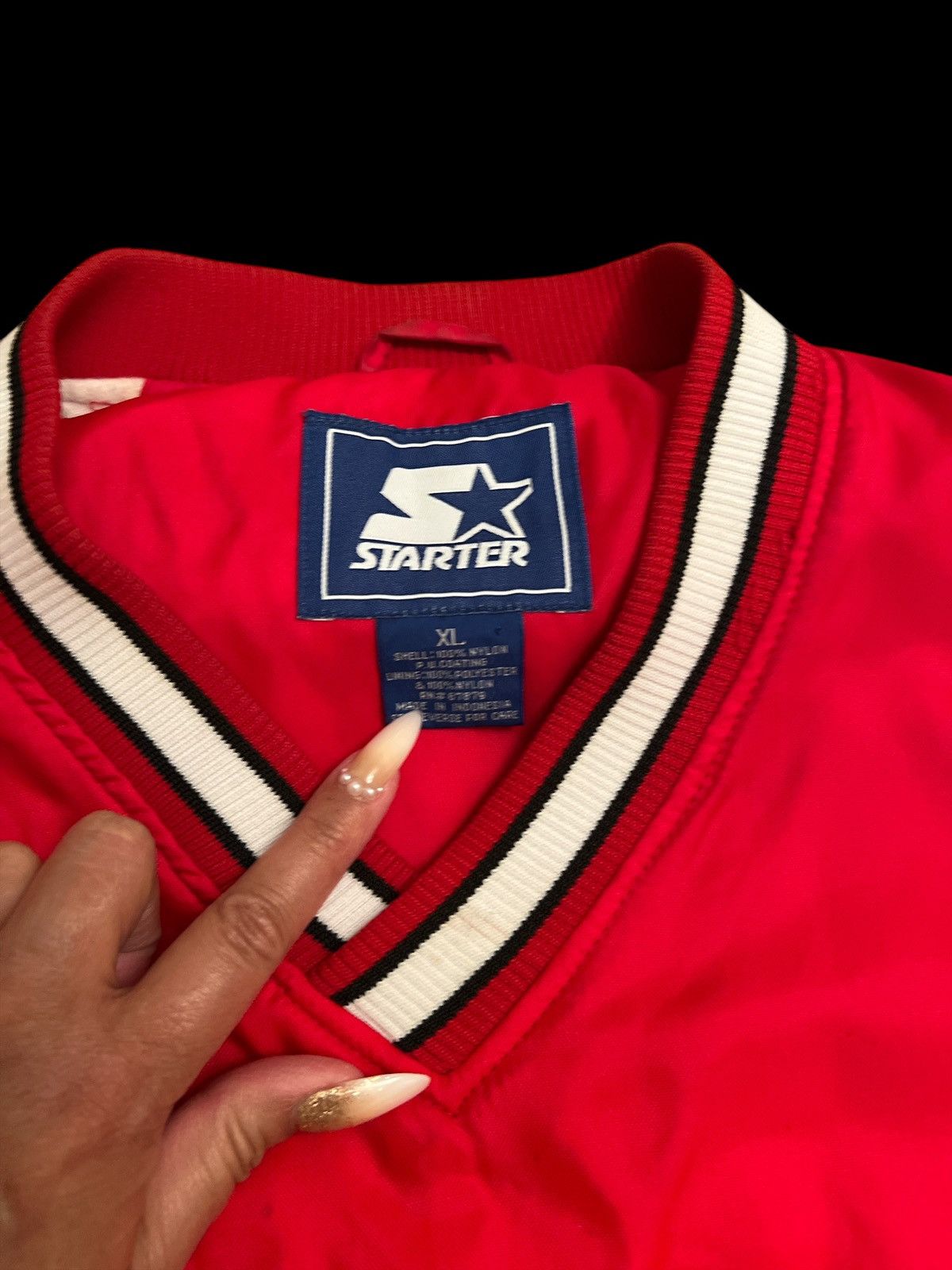Starter XL Vintage late 90s Wisconsin v neck with zipper at waist Size US XL / EU 56 / 4 - 3 Thumbnail