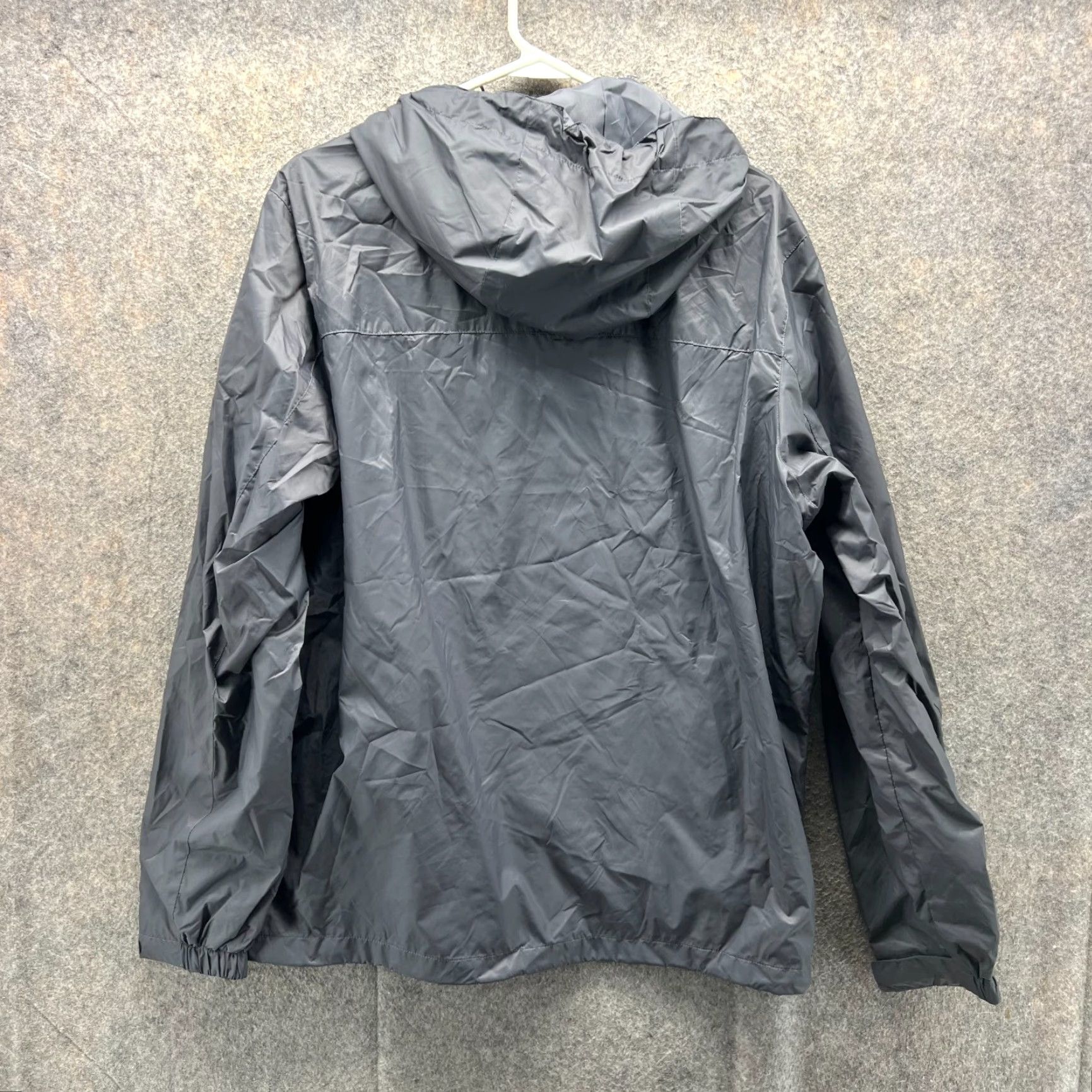 Tommy Hilfiger Tommy Hilfiger Jacket MenS Medium Grey Hoodie Full Zip Nylon Windbreaker Vintage Size US M / EU 48-50 / 2 - 2 Thumbnail