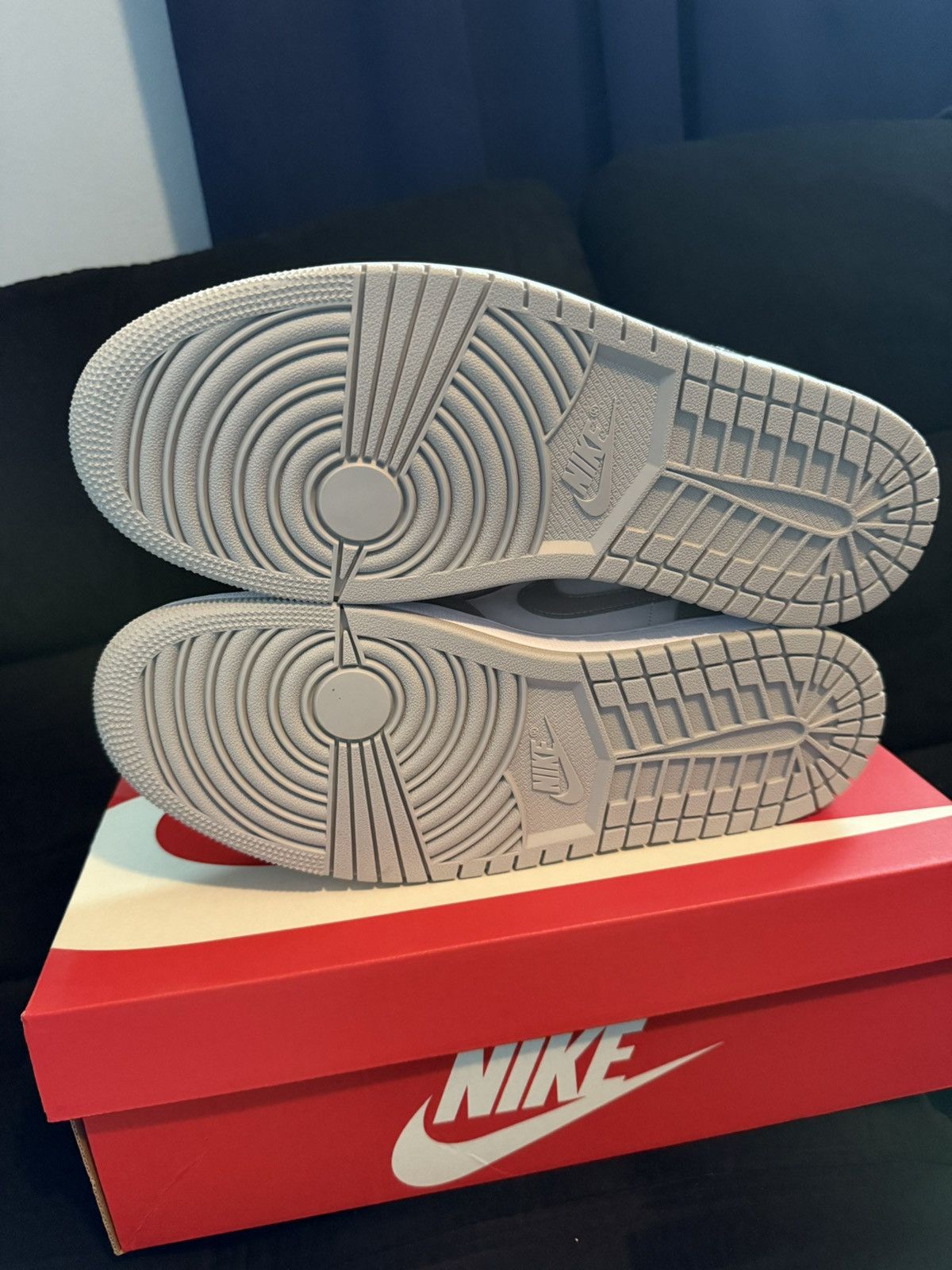 Jordan Brand Jordan 1 Mid "Linen" Size US 9 / EU 42 - 6 Thumbnail