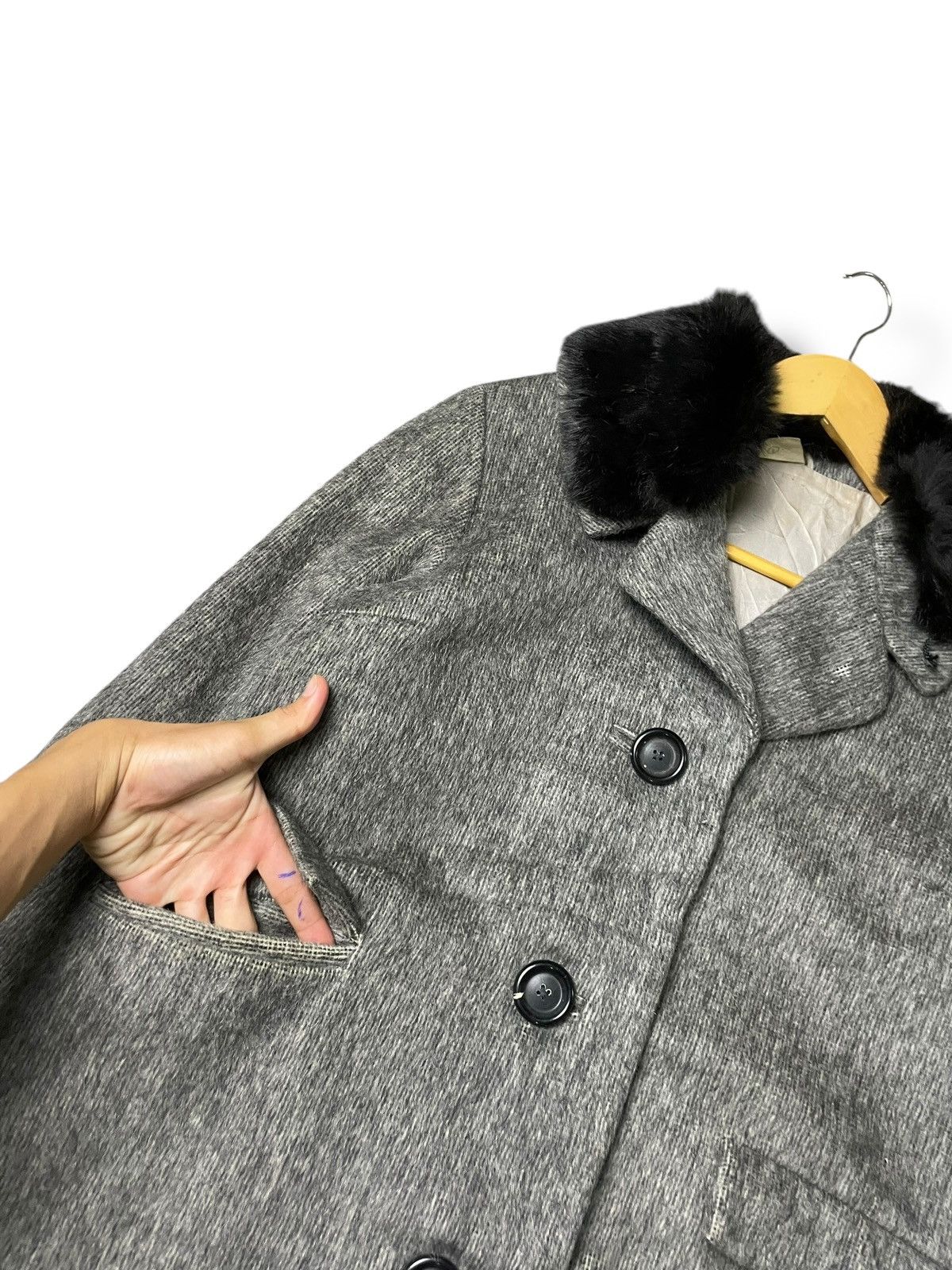 Japanese Brand Japanese Brand Long Coat with Fur (60) Size US XXS / EU 40 - 5 Thumbnail