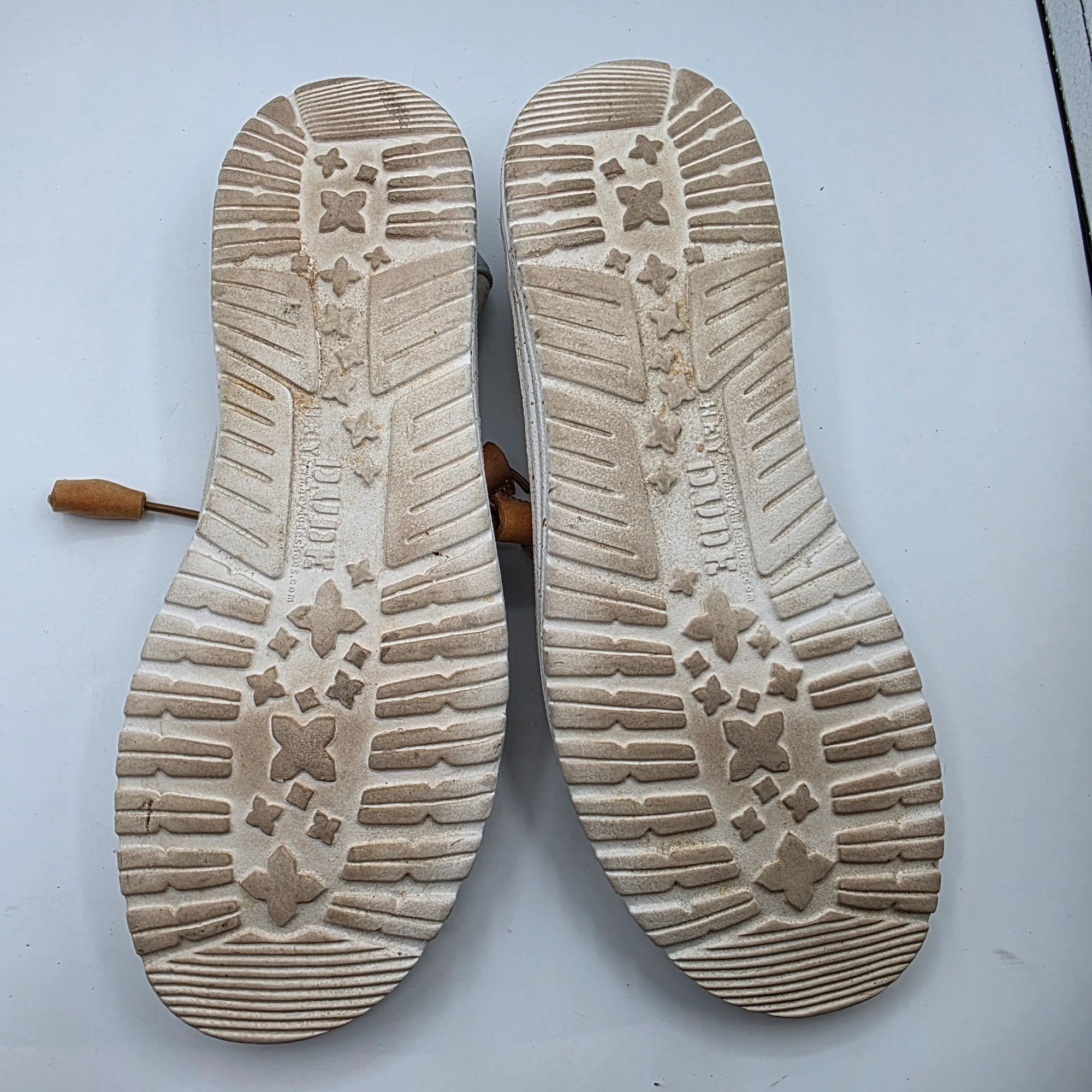 Other Hey Dude Wally Americana Flag Mens Size 9 Beige Casual Shoes Size US 9 / EU 42 - 8 Thumbnail