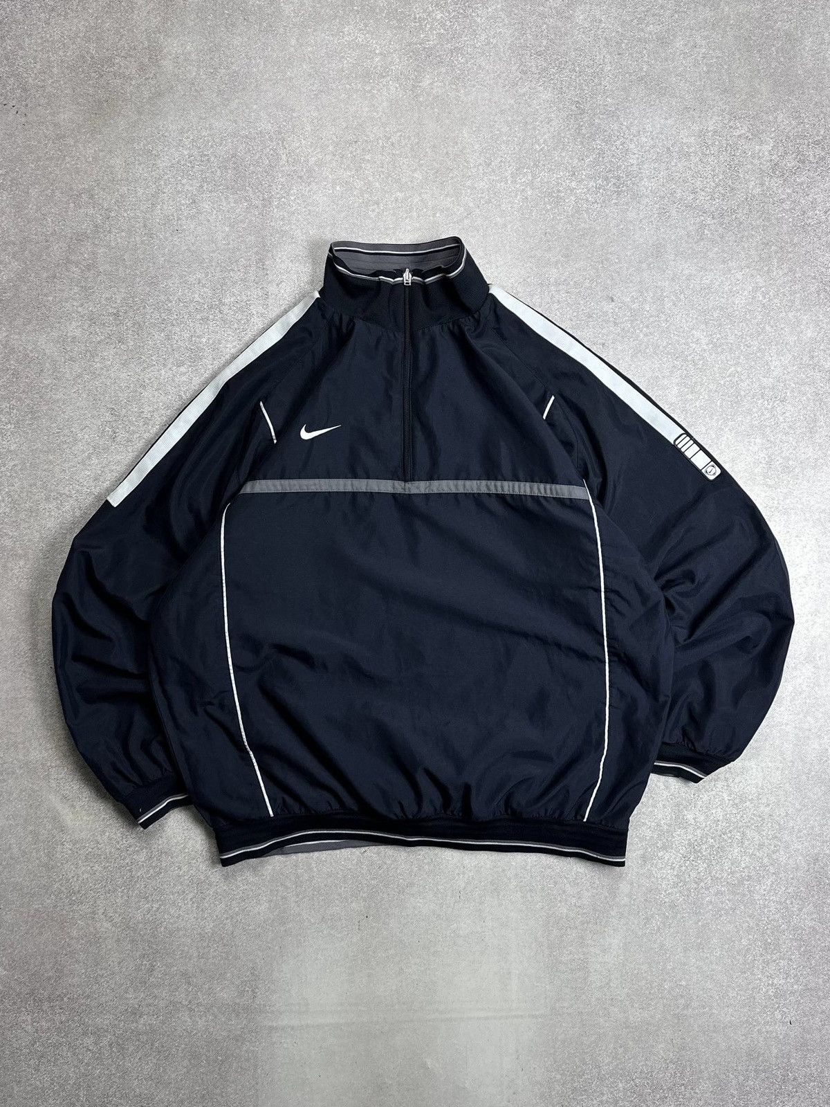 Nike Vintage Nike Swoosh Reversible Fleece Jacket L Size US L / EU 52-54 / 3 - 3 Thumbnail