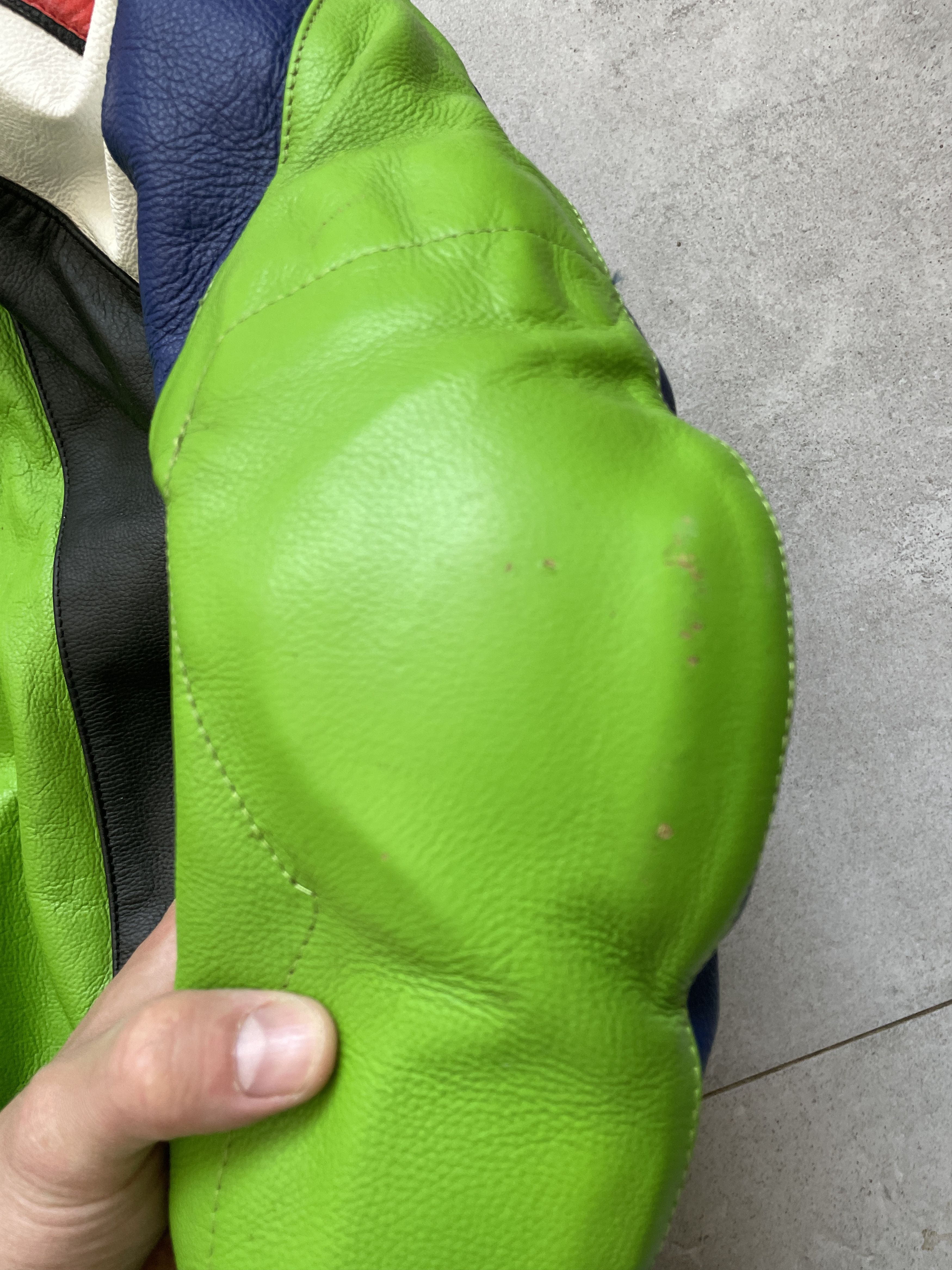 Dainese Y2K DAINESE KAWASAKI TOXIC GREEN RACING LEATHER JACKET Size US M / EU 48-50 / 2 - 9 Thumbnail