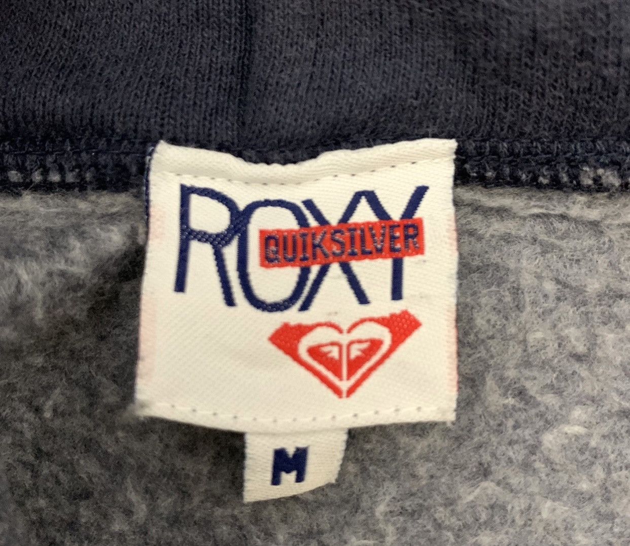 Vintage Quiksilver Roxy Boardriders Streetwear Hoodie Size M