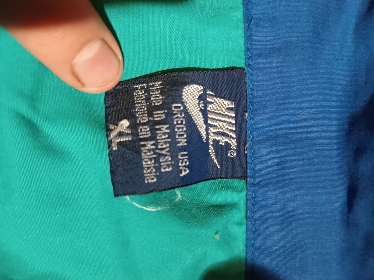 Nike × Vintage Vintage Nike Swoosh Nylon Tracksuit Y2K XL Size US XL / EU 56 / 4 - 3 Thumbnail