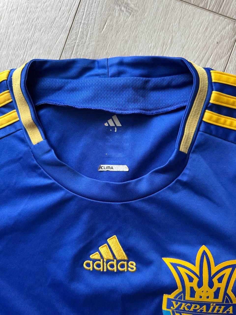 Other 2011-2012 Adidas Ukraine Away Jersey Size US S / EU 44-46 / 1 - 3 Thumbnail