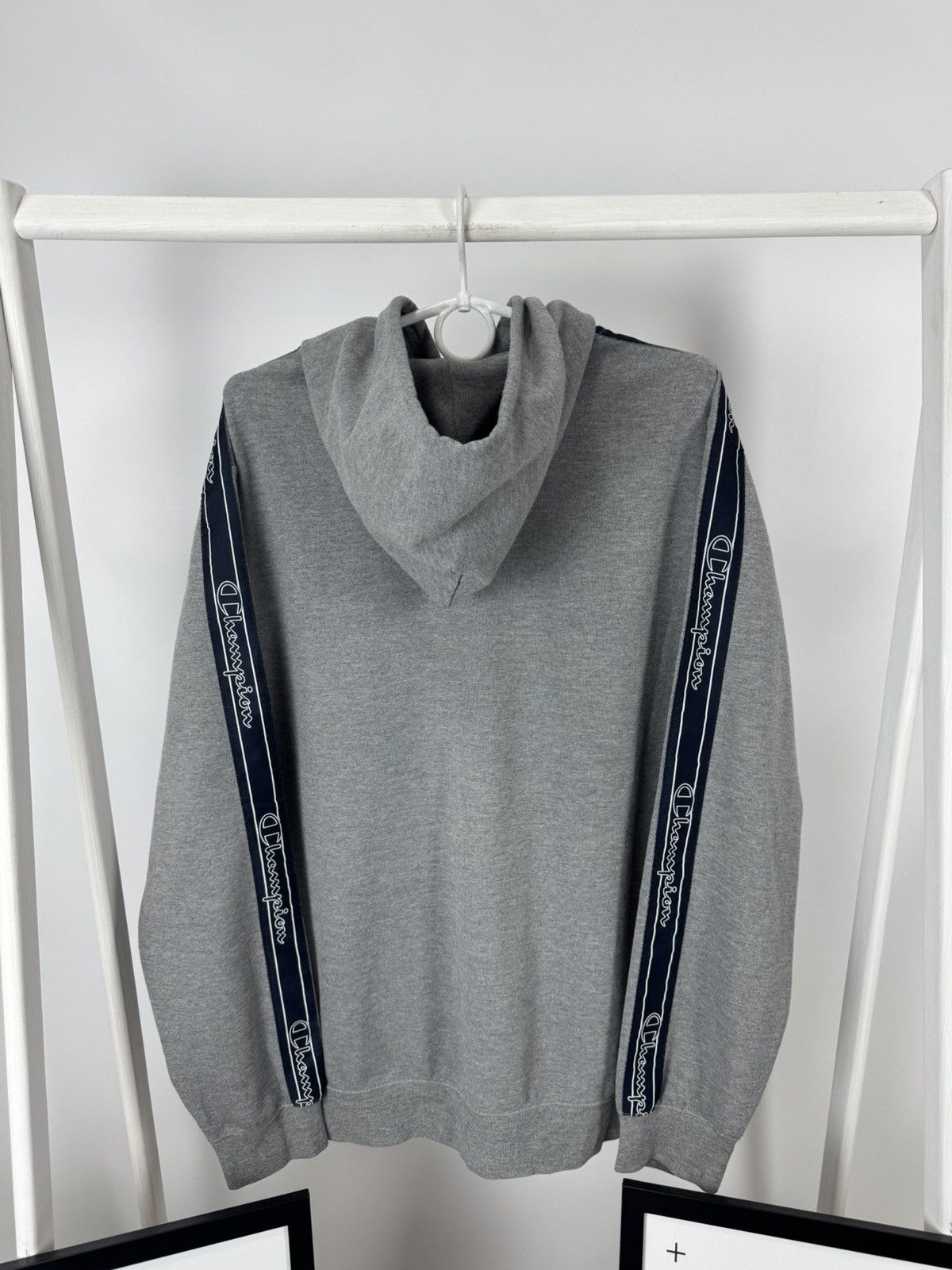 Champion Vintage Champion Hoodie Size US L / EU 52-54 / 3 - 6 Thumbnail