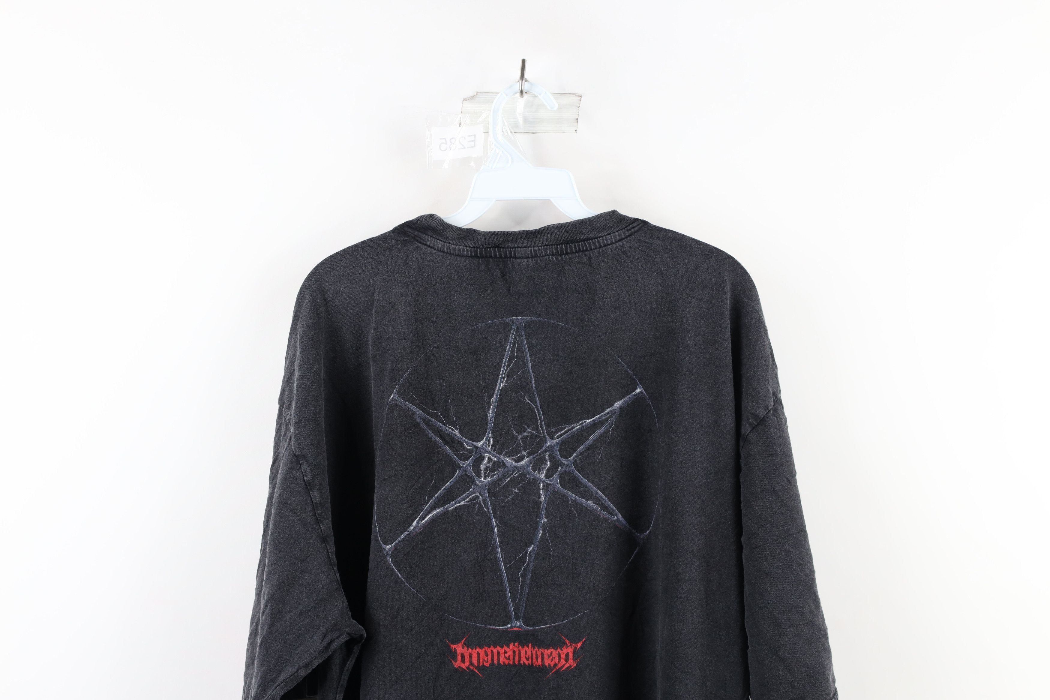 Vintage Vintage Thorn Crown Bring Me the Horizon Band T-Shirt Black Size US XXL / EU 58 / 5 - 8 Thumbnail