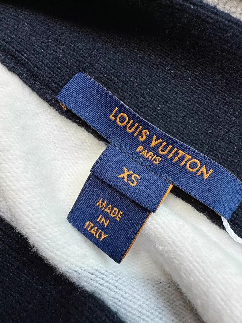Louis Vuitton LOUIS VUITTON Black and white striped one-shoulder top Slee Size XS / US 0-2 / IT 36-38 - 3 Thumbnail