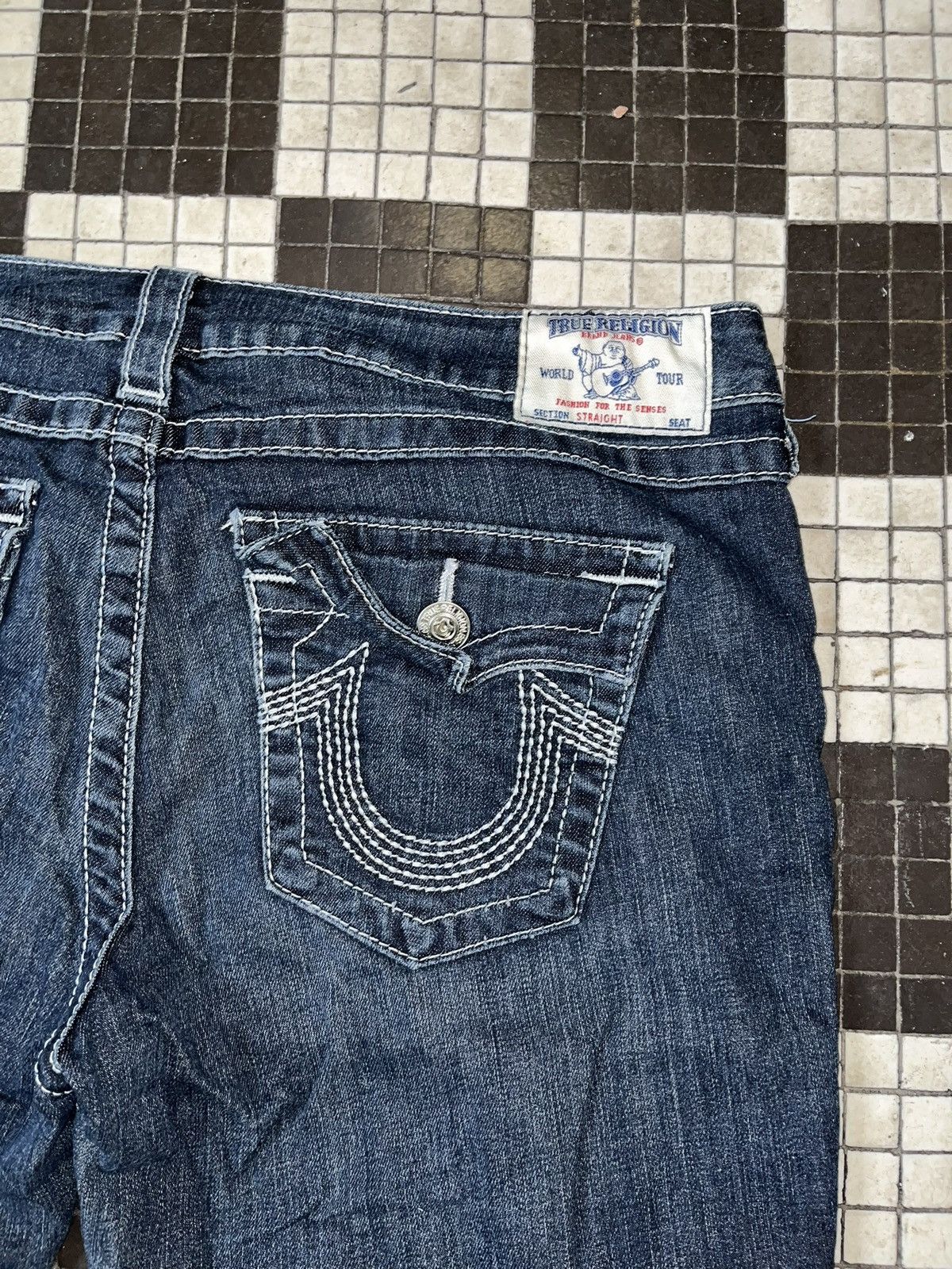 True Religion Mid Rise True Religion Jeans Size US 32 / EU 48 - 3 Thumbnail