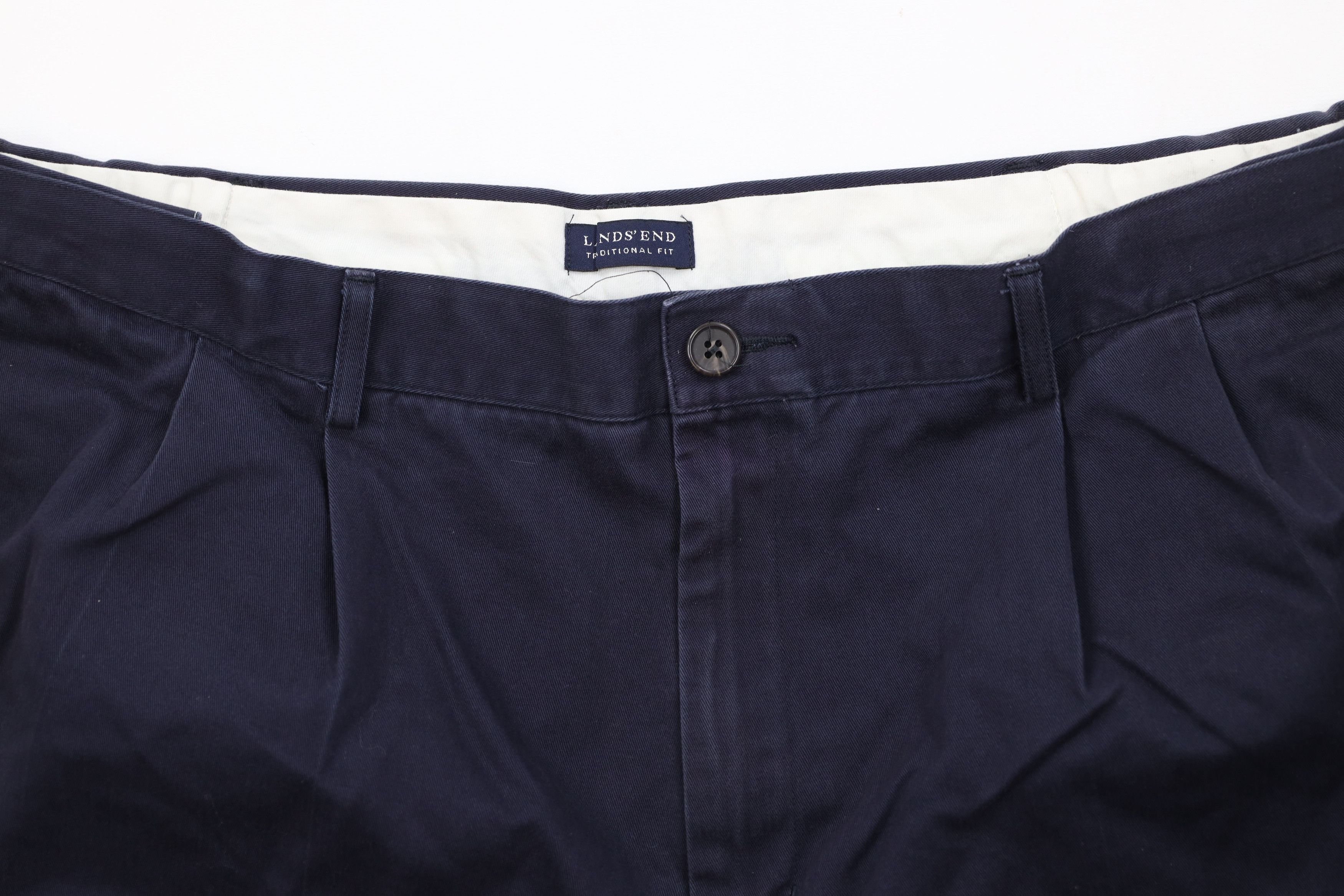 Lands' End Vintage Lands End Faded Traditional Fit Chino Shorts Blue Size US 40 / EU 56 - 2 Thumbnail