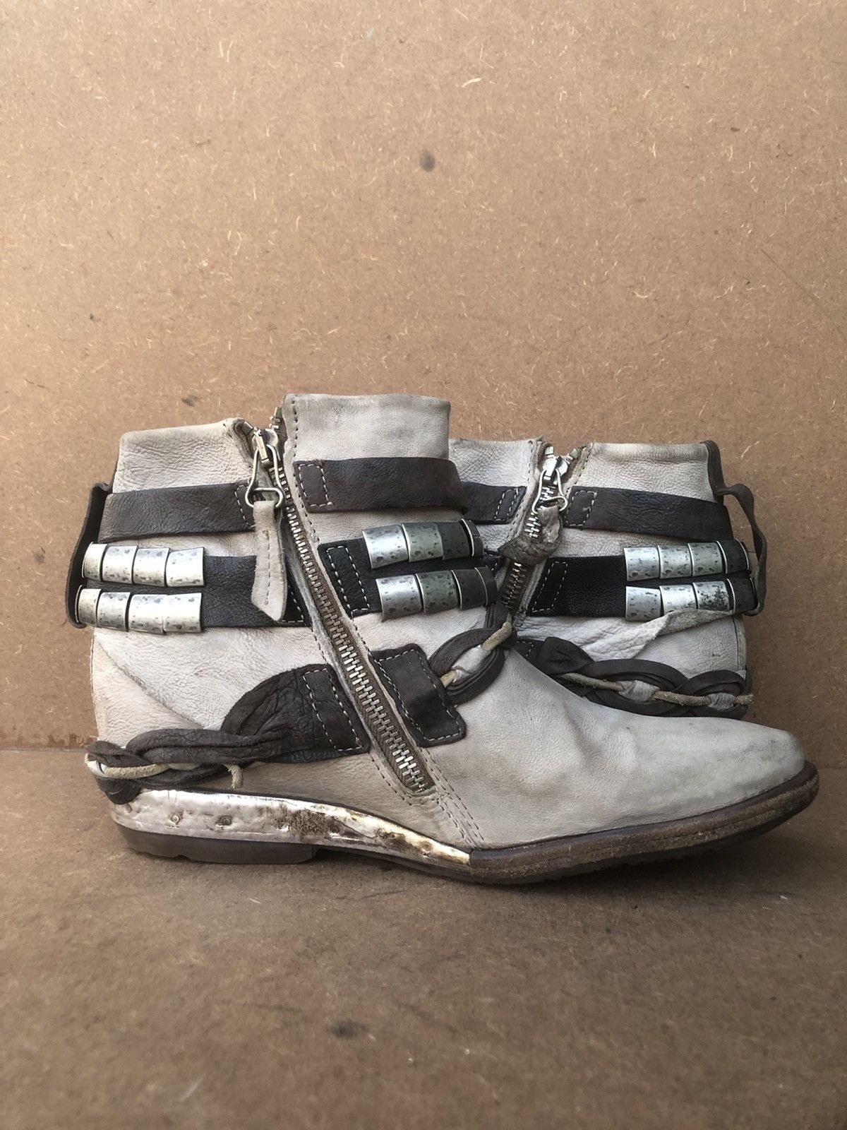 A.S.98 A.S 98 Grey Leather Women’s Ankle Boot Size 39 Size US 9 / IT 39 - 9 Thumbnail