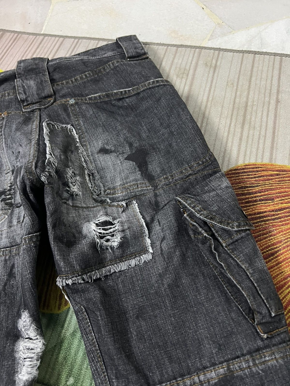 Japanese Brand 💥Zucca Multipocket Reconstruct Design Distressed Jean Size US 30 / EU 46 - 20 Thumbnail