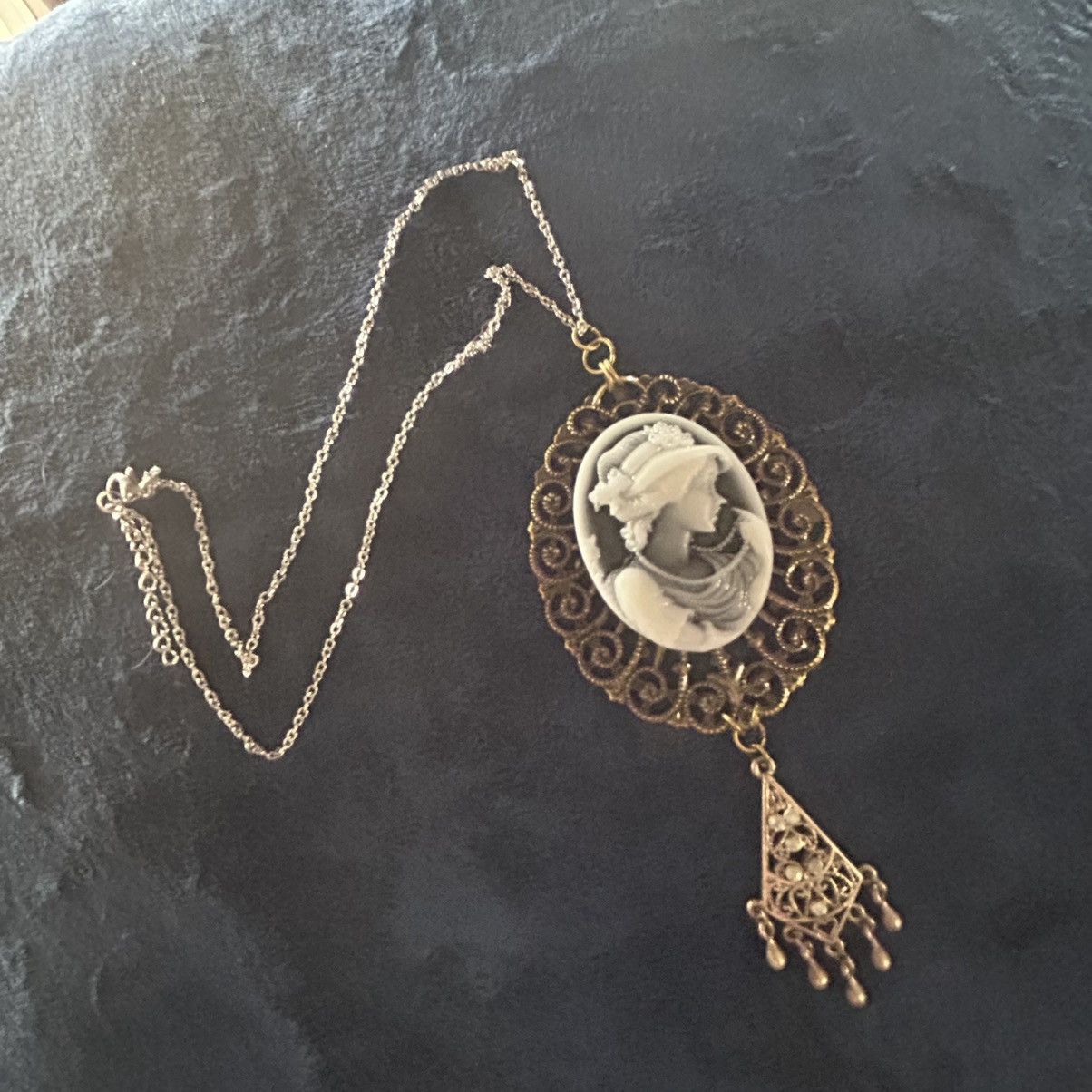 Handmade Handcrafted charcoal iridescent Victorian lady necklace Size ONE SIZE - 7 Thumbnail