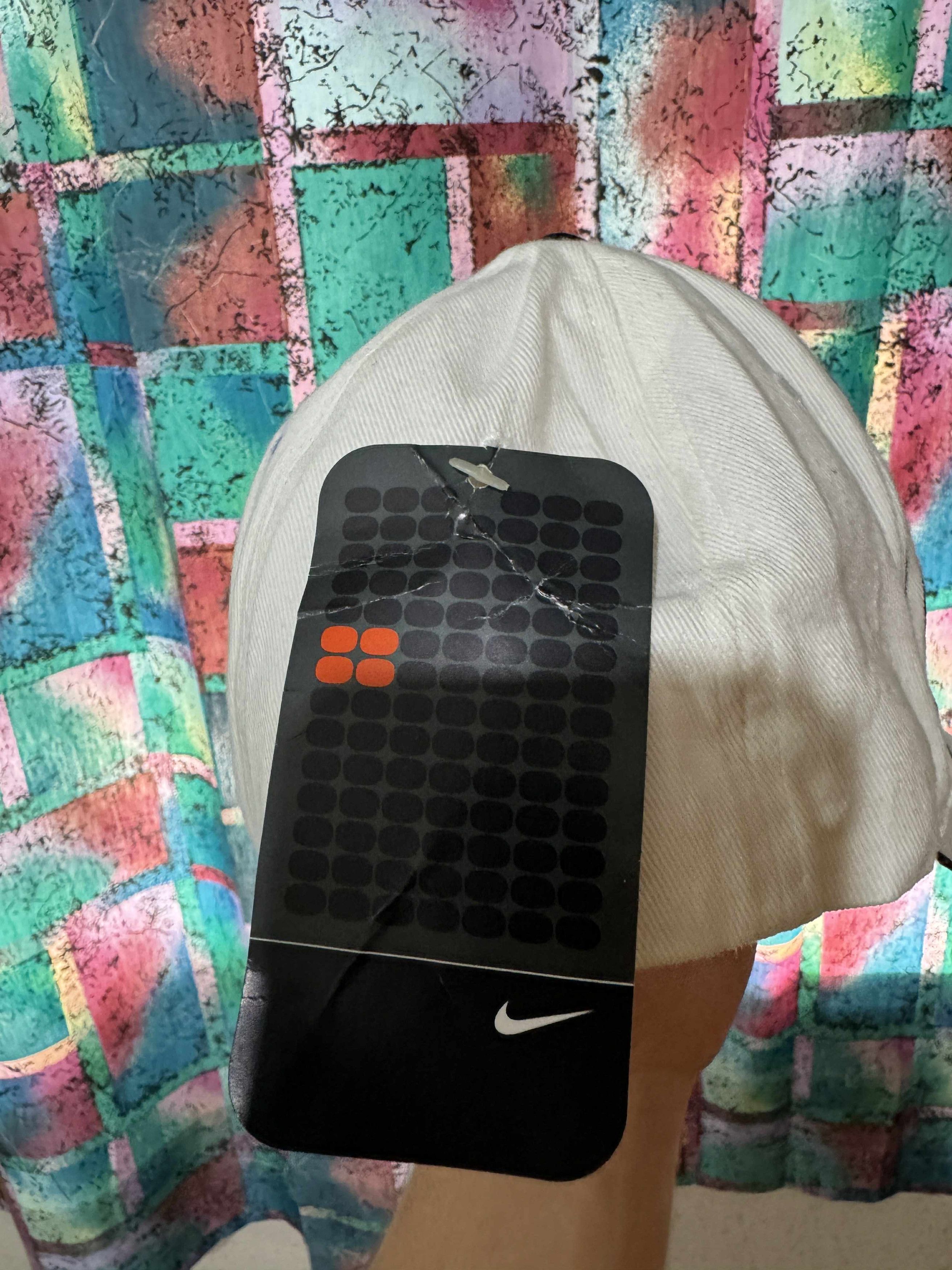 Nike Valencia 2000s Vintage Cap NIKE BNWT Size 42 - 4 Thumbnail
