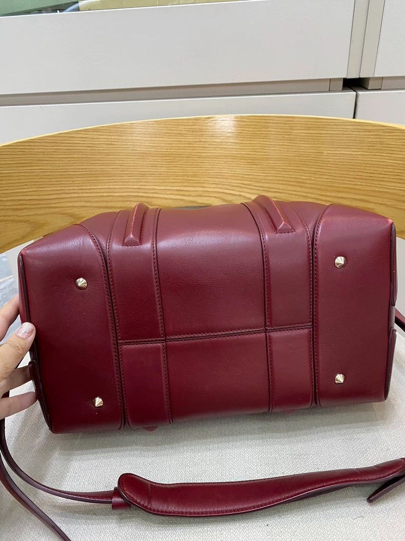 Givenchy Givenchy Boston Tote and Shoulder Bag No Accessories Size ONE SIZE - 7 Thumbnail