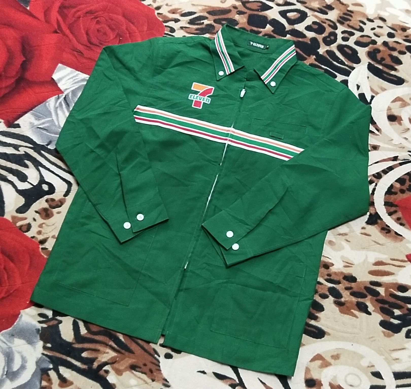 Vintage Japanese branda 7 Eleven Shirt | Grailed