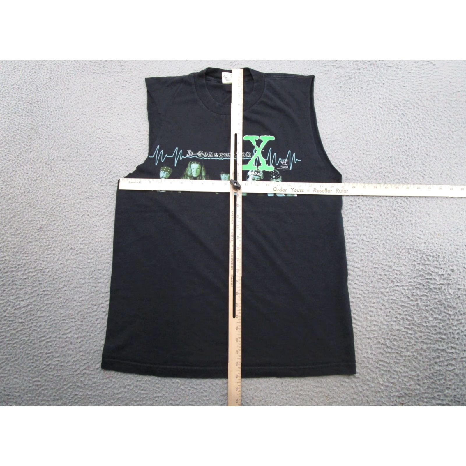 Vintage VINTAGE 1998 90s D Generation X Get Raided Double-Sided Shirt L Black Mens Short Sleeve Adult Large T-Shirt 90s Theme Double-Sided Cut Off Read Size US L / EU 52-54 / 3 - 5 Thumbnail